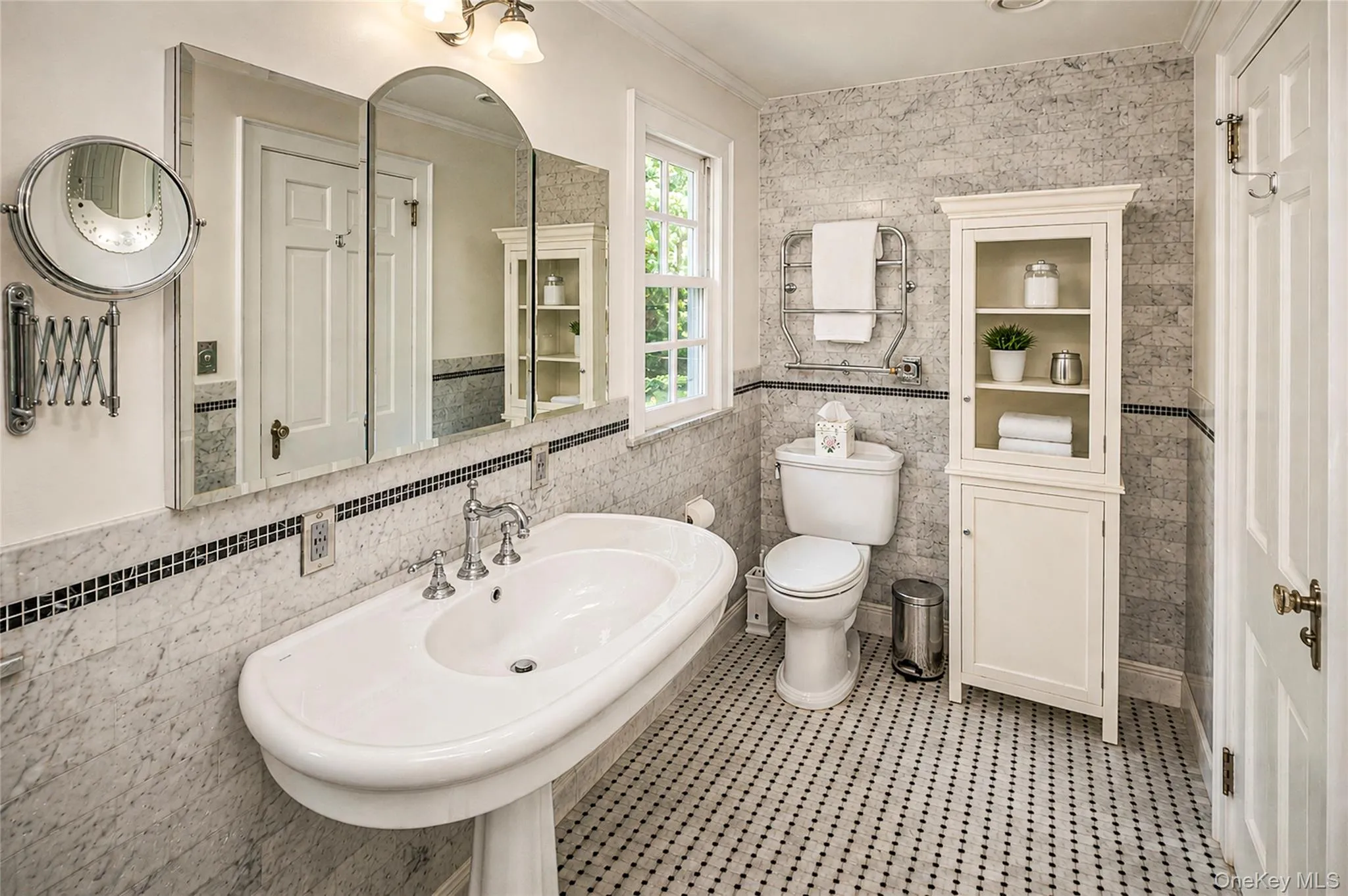 190 Douglas Place, Mount Vernon, NY, 5 Bedrooms Bedrooms, 12 Rooms Rooms,3 BathroomsBathrooms,Residential,For Rent,Douglas,0,1019544 190 Douglas Place, Mount Vernon, NY, 5 Bedrooms Bedrooms, 12 Rooms Rooms,3 BathroomsBathrooms,Residential,For Rent,Douglas,0,1019544