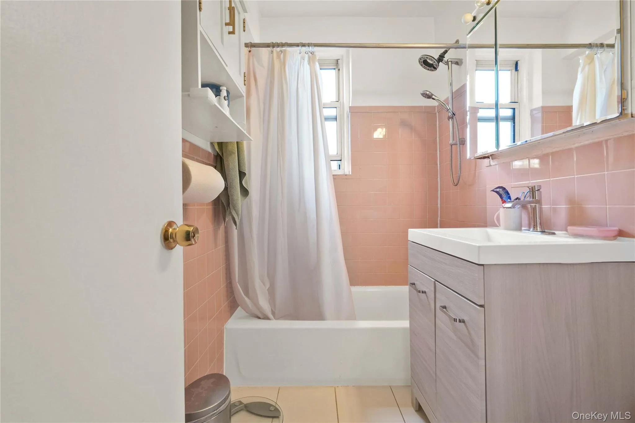 26-21 Union Street, New York, NY, 2 Bedrooms Bedrooms, 5 Rooms Rooms,1 BathroomBathrooms,Residential,For Rent,Union,0,1019547 26-21 Union Street, New York, NY, 2 Bedrooms Bedrooms, 5 Rooms Rooms,1 BathroomBathrooms,Residential,For Rent,Union,0,1019547