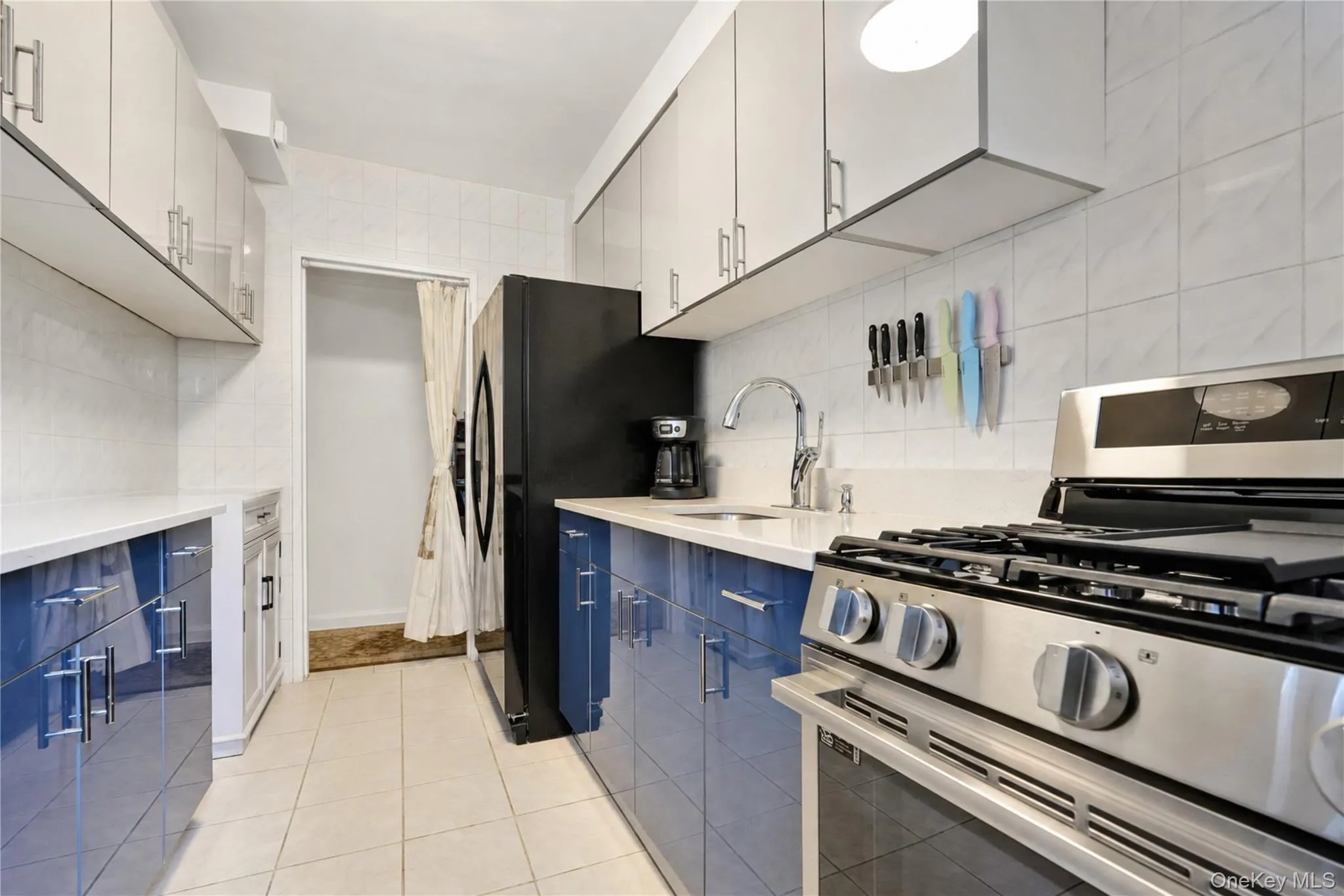 26-21 Union Street, New York, NY, 2 Bedrooms Bedrooms, 5 Rooms Rooms,1 BathroomBathrooms,Residential,For Rent,Union,0,1019547 26-21 Union Street, New York, NY, 2 Bedrooms Bedrooms, 5 Rooms Rooms,1 BathroomBathrooms,Residential,For Rent,Union,0,1019547