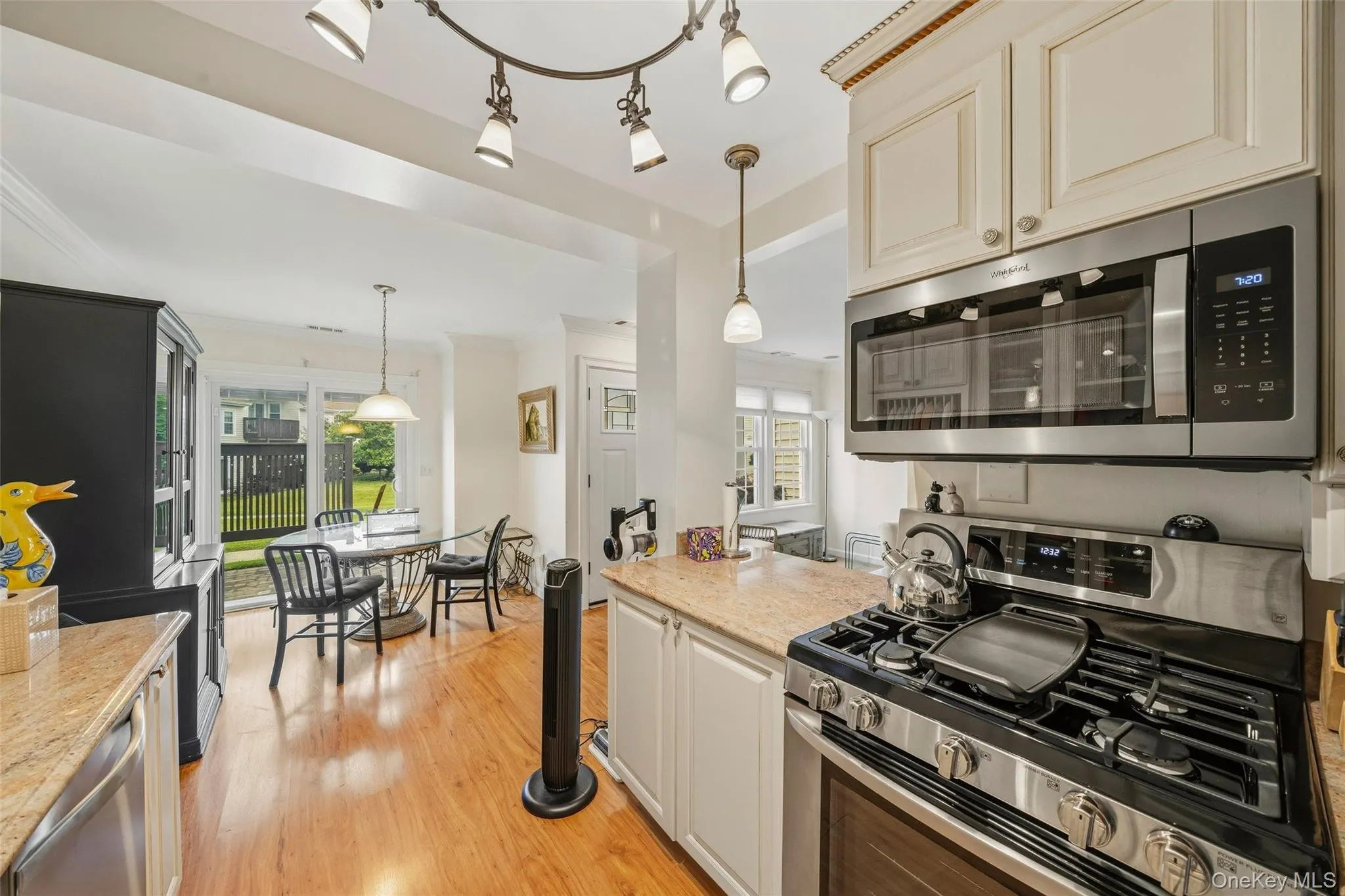 2119 Whispering Hills, Chester Town, NY, 2 Bedrooms Bedrooms, 6 Rooms Rooms,1 BathroomBathrooms,Residential,For Rent,Whispering,0,1019548 2119 Whispering Hills, Chester Town, NY, 2 Bedrooms Bedrooms, 6 Rooms Rooms,1 BathroomBathrooms,Residential,For Rent,Whispering,0,1019548