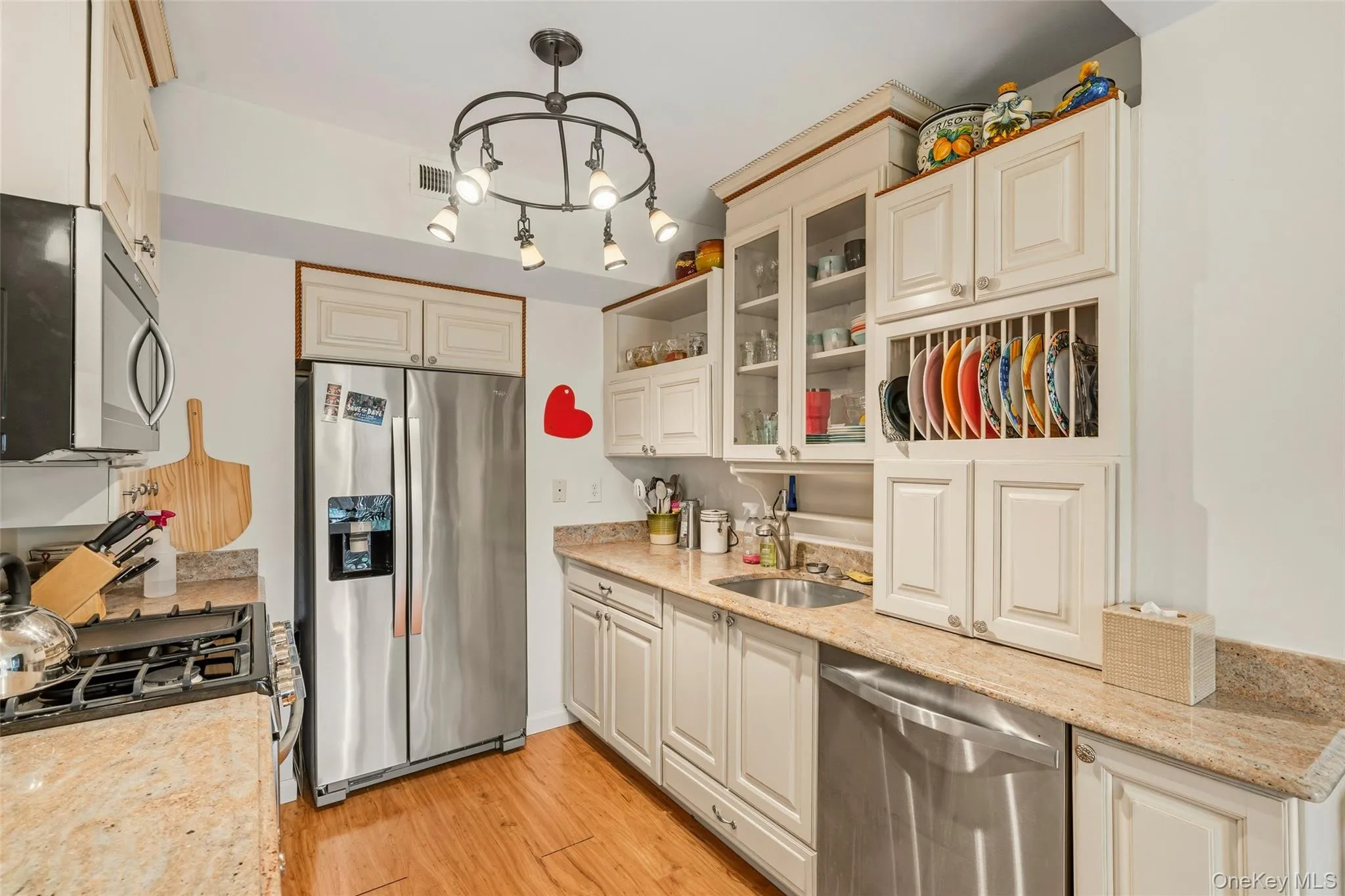 2119 Whispering Hills, Chester Town, NY, 2 Bedrooms Bedrooms, 6 Rooms Rooms,1 BathroomBathrooms,Residential,For Rent,Whispering,0,1019548 2119 Whispering Hills, Chester Town, NY, 2 Bedrooms Bedrooms, 6 Rooms Rooms,1 BathroomBathrooms,Residential,For Rent,Whispering,0,1019548