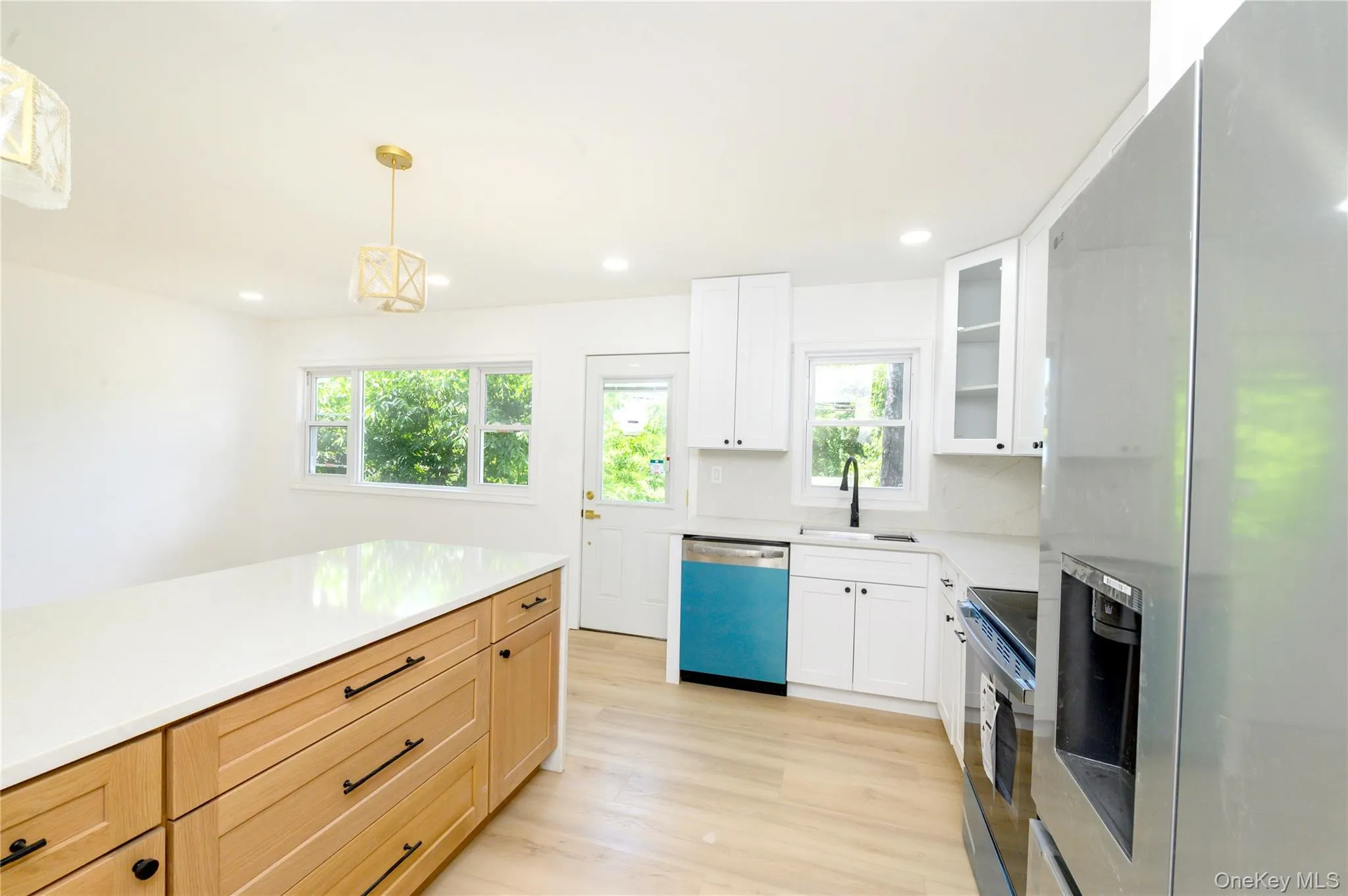 1282 Allen Drive, Hempstead, NY, 3 Bedrooms Bedrooms, 8 Rooms Rooms,2 BathroomsBathrooms,Residential,For Rent,Allen,0,1019551 1282 Allen Drive, Hempstead, NY, 3 Bedrooms Bedrooms, 8 Rooms Rooms,2 BathroomsBathrooms,Residential,For Rent,Allen,0,1019551
