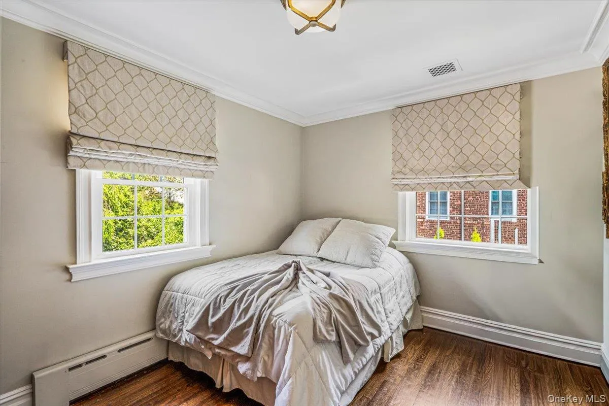 93 Kenwood Road, Hempstead, NY, 3 Bedrooms Bedrooms, 7 Rooms Rooms,2 BathroomsBathrooms,Residential,For Rent,Kenwood,0,1019552 93 Kenwood Road, Hempstead, NY, 3 Bedrooms Bedrooms, 7 Rooms Rooms,2 BathroomsBathrooms,Residential,For Rent,Kenwood,0,1019552