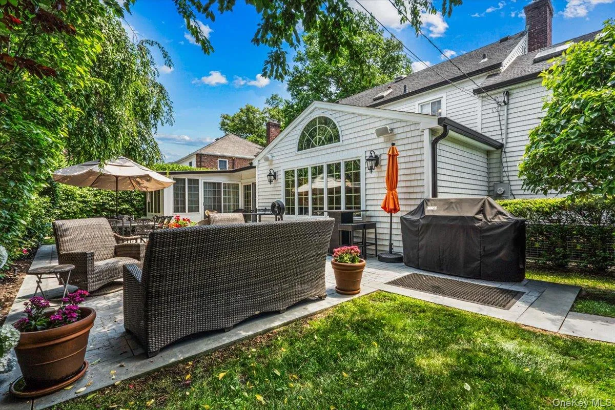 93 Kenwood Road, Hempstead, NY, 3 Bedrooms Bedrooms, 7 Rooms Rooms,2 BathroomsBathrooms,Residential,For Rent,Kenwood,0,1019552 93 Kenwood Road, Hempstead, NY, 3 Bedrooms Bedrooms, 7 Rooms Rooms,2 BathroomsBathrooms,Residential,For Rent,Kenwood,0,1019552
