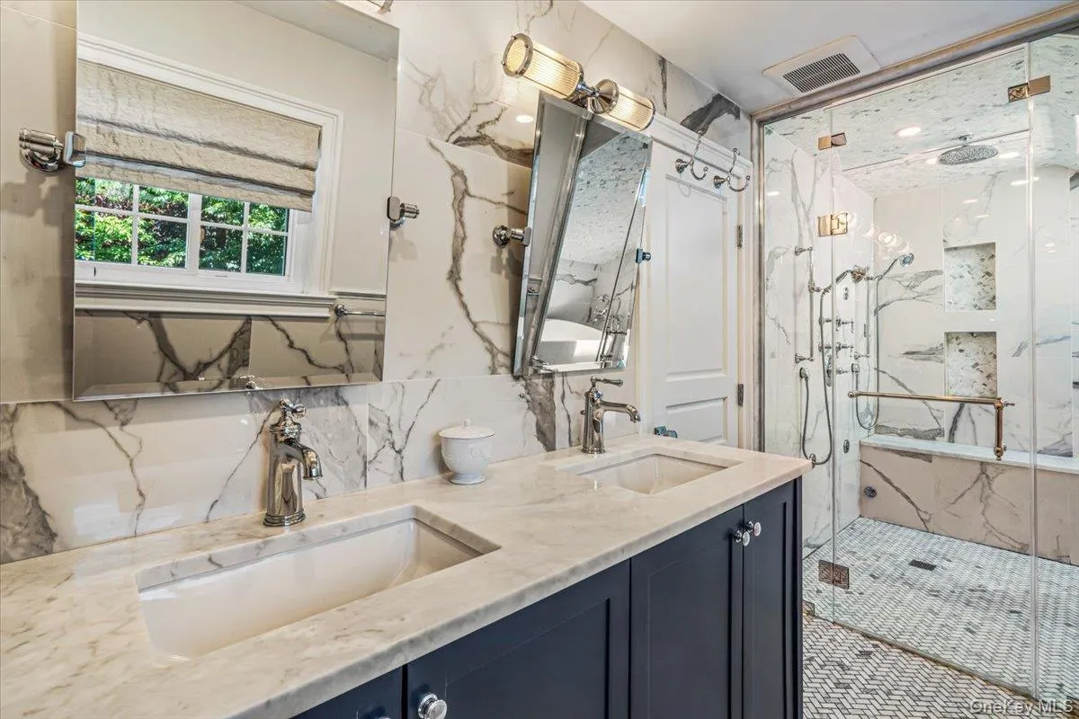 93 Kenwood Road, Hempstead, NY, 3 Bedrooms Bedrooms, 7 Rooms Rooms,2 BathroomsBathrooms,Residential,For Rent,Kenwood,0,1019552 93 Kenwood Road, Hempstead, NY, 3 Bedrooms Bedrooms, 7 Rooms Rooms,2 BathroomsBathrooms,Residential,For Rent,Kenwood,0,1019552