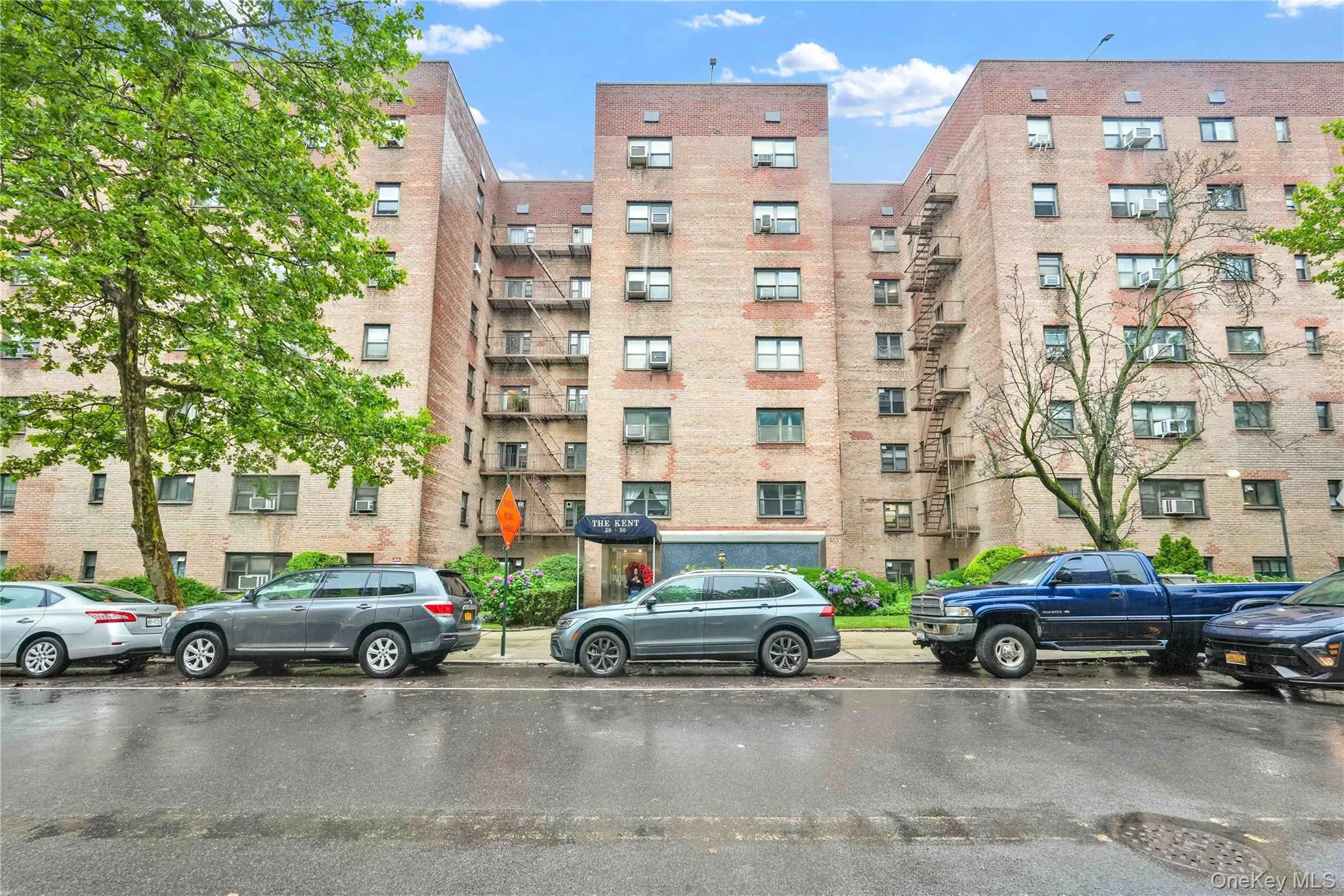 29-50 137th Street, New York, NY, 2 Bedrooms Bedrooms, 5 Rooms Rooms,1 BathroomBathrooms,Residential,For Rent,137th Street,0,1019553 29-50 137th Street, New York, NY, 2 Bedrooms Bedrooms, 5 Rooms Rooms,1 BathroomBathrooms,Residential,For Rent,137th Street,0,1019553
