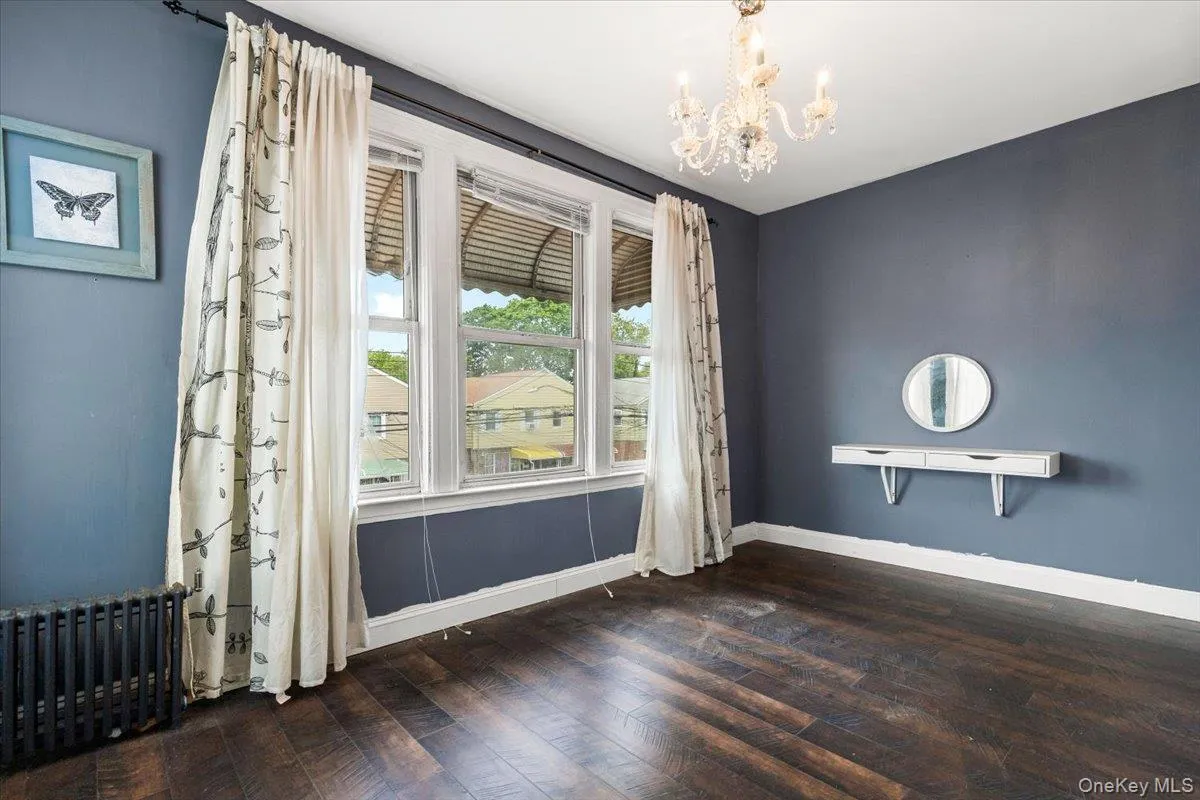 4212 Wilder Avenue, New York, NY, 4 Bedrooms Bedrooms, 9 Rooms Rooms,2 BathroomsBathrooms,Residential,For Rent,Wilder,0,1019555 4212 Wilder Avenue, New York, NY, 4 Bedrooms Bedrooms, 9 Rooms Rooms,2 BathroomsBathrooms,Residential,For Rent,Wilder,0,1019555
