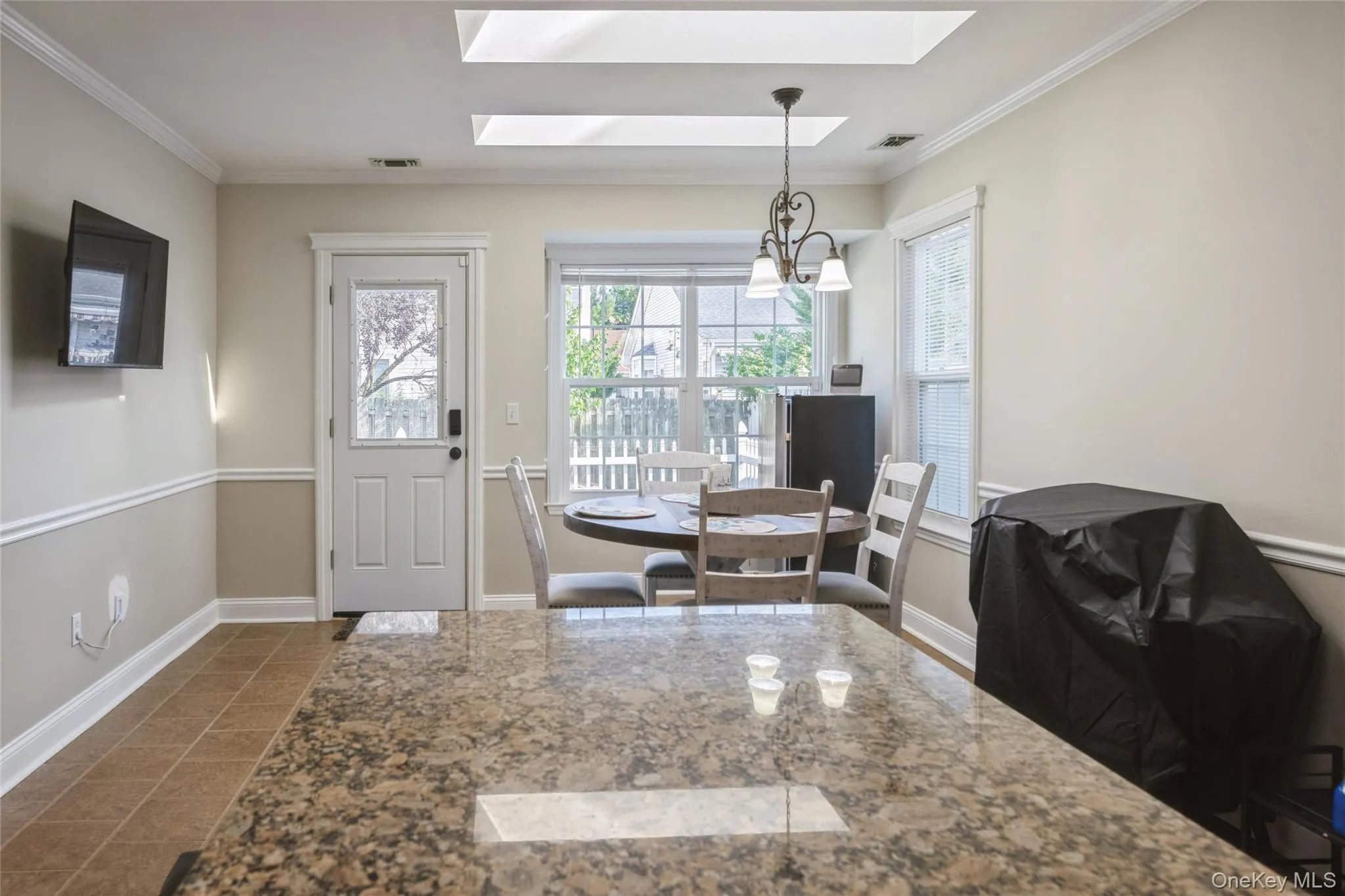 8 Jennifer Lane, Brookhaven, NY, 3 Bedrooms Bedrooms, 7 Rooms Rooms,2 BathroomsBathrooms,Residential,For Rent,Jennifer,0,1019561 8 Jennifer Lane, Brookhaven, NY, 3 Bedrooms Bedrooms, 7 Rooms Rooms,2 BathroomsBathrooms,Residential,For Rent,Jennifer,0,1019561
