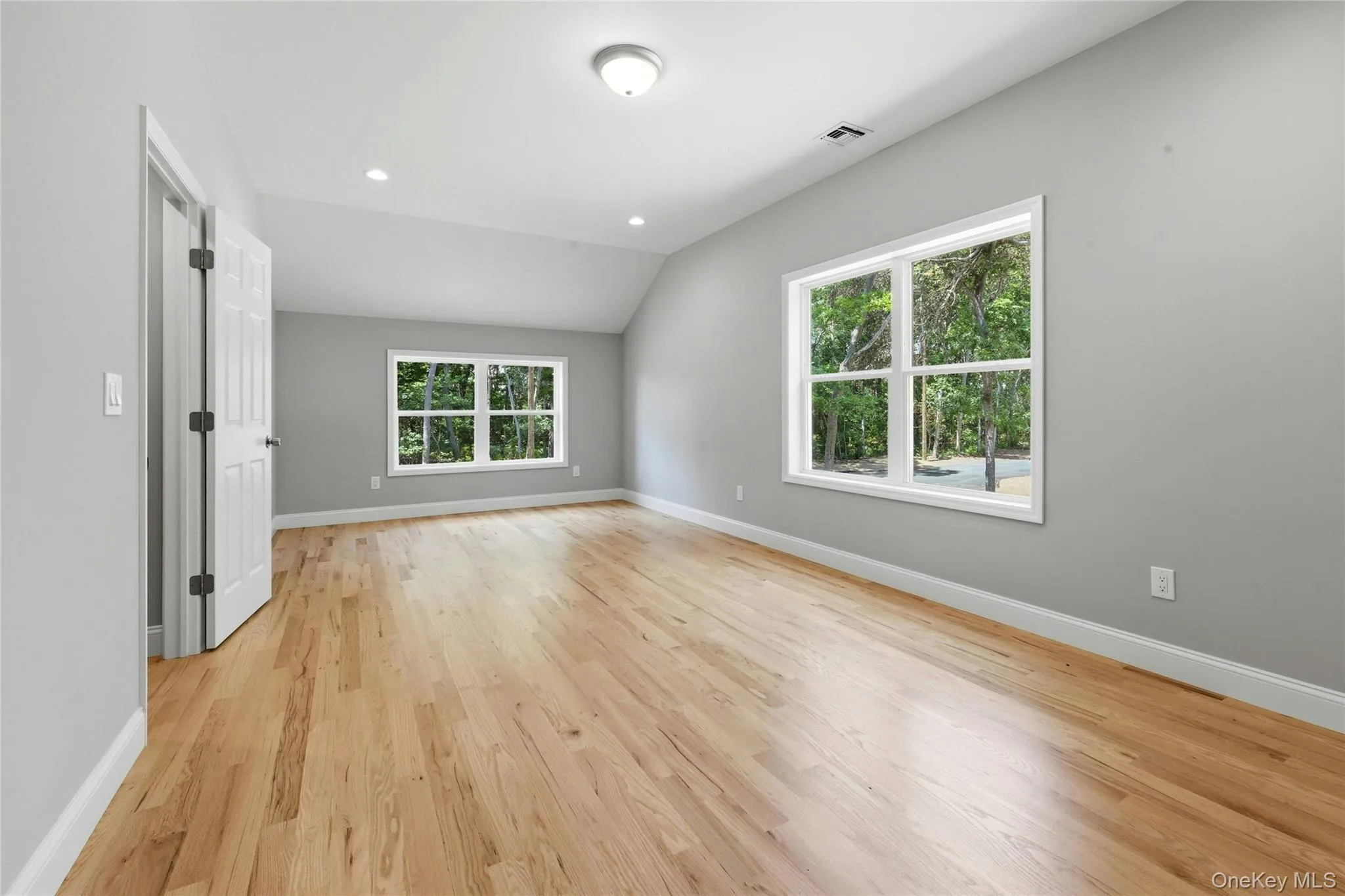 37 2nd Street, Brookhaven, NY, 4 Bedrooms Bedrooms, 6 Rooms Rooms,3 BathroomsBathrooms,Residential,For Rent,2nd,0,1019562 37 2nd Street, Brookhaven, NY, 4 Bedrooms Bedrooms, 6 Rooms Rooms,3 BathroomsBathrooms,Residential,For Rent,2nd,0,1019562