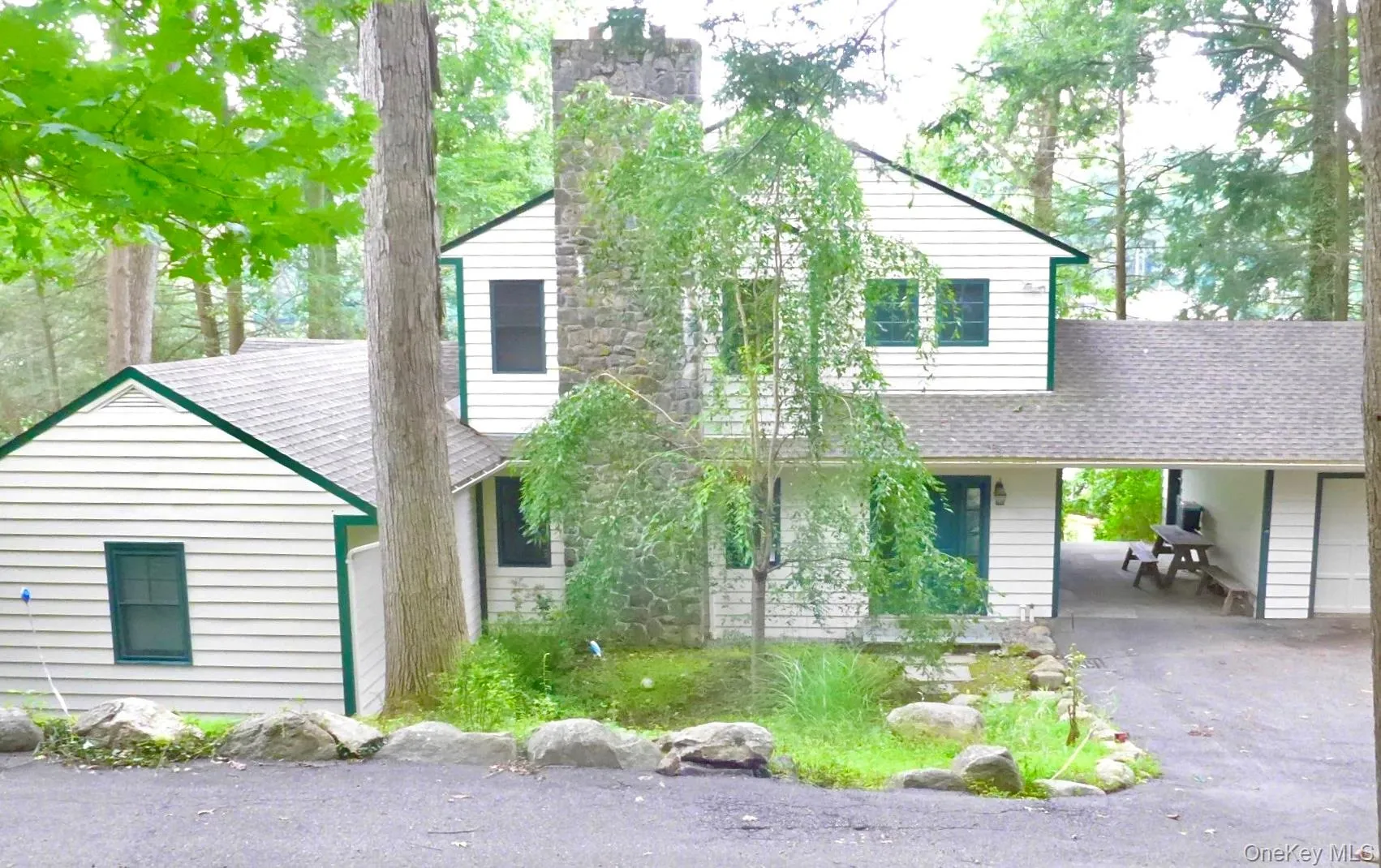 This 4-bedroom home has 2 bedrooms upstairs and 2 down. There is also a sitting area and full bathroom on the 2nd floor. This 4-bedroom home has 2 bedrooms upstairs and 2 down. There is also a sitting area and full bathroom on the 2nd floor.