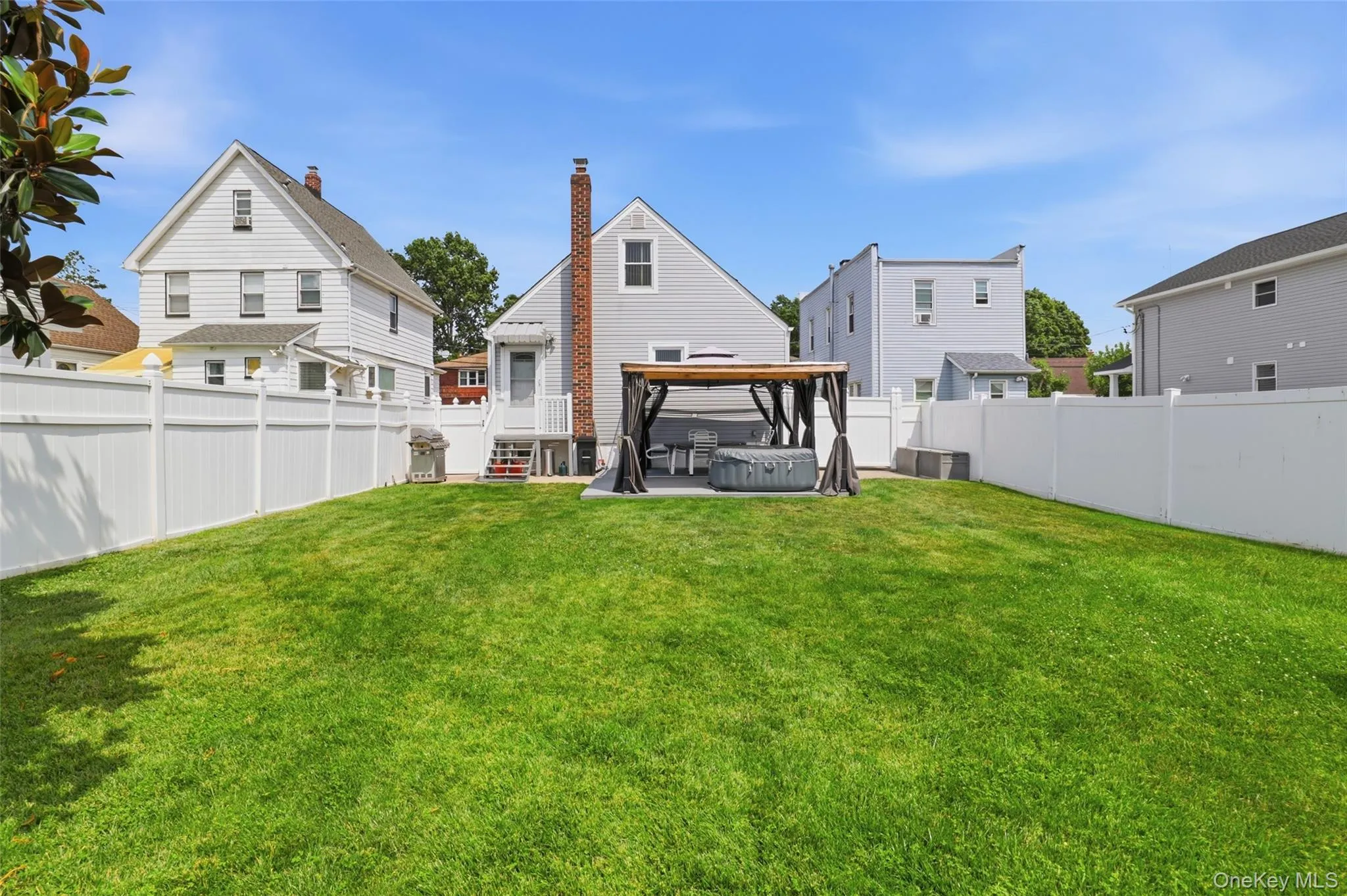 64 Lehrer Avenue, Hempstead, NY, 4 Bedrooms Bedrooms, 6 Rooms Rooms,1 BathroomBathrooms,Residential,For Rent,Lehrer,0,1019565 64 Lehrer Avenue, Hempstead, NY, 4 Bedrooms Bedrooms, 6 Rooms Rooms,1 BathroomBathrooms,Residential,For Rent,Lehrer,0,1019565