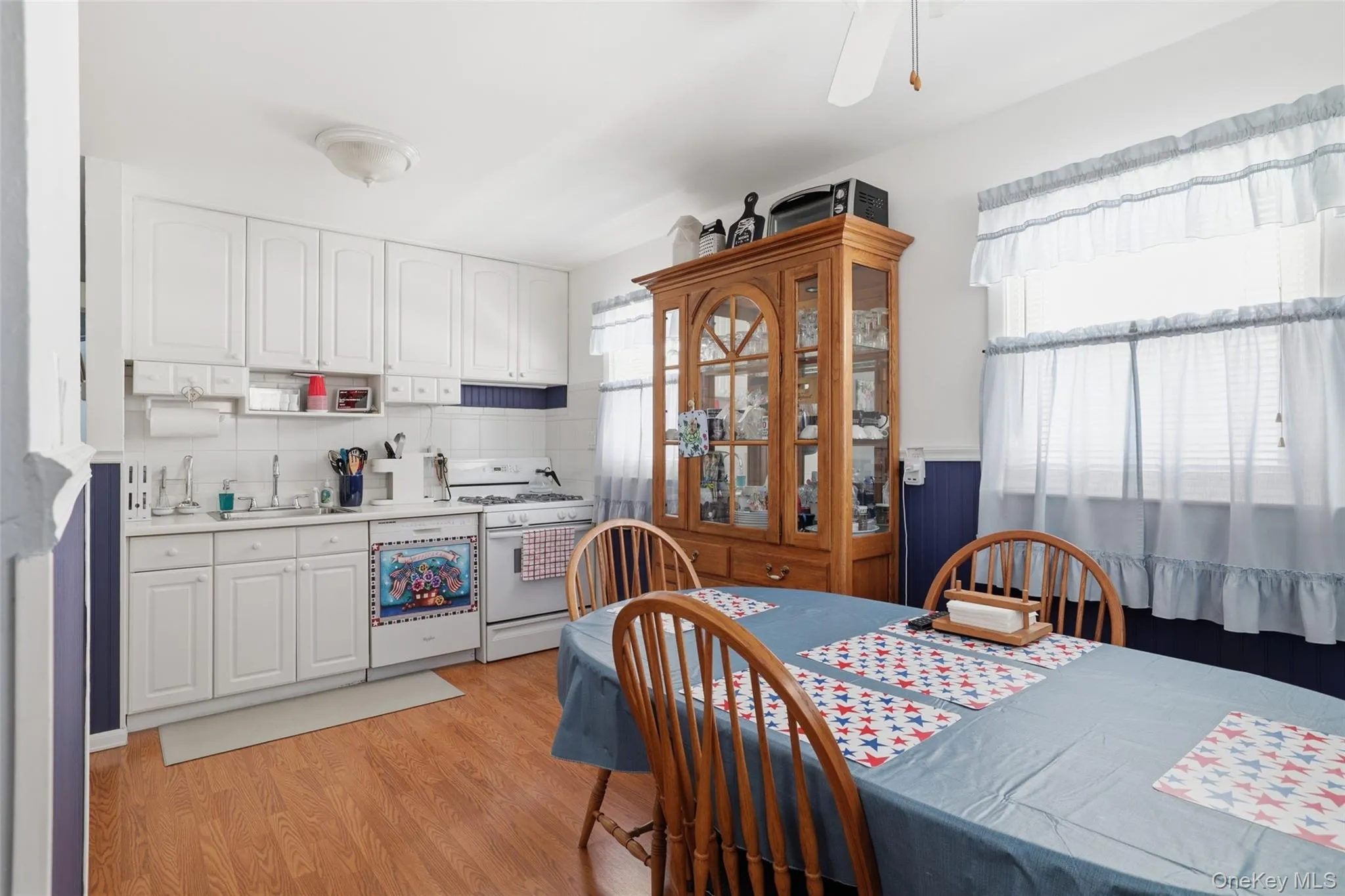 64 Lehrer Avenue, Hempstead, NY, 4 Bedrooms Bedrooms, 6 Rooms Rooms,1 BathroomBathrooms,Residential,For Rent,Lehrer,0,1019565 64 Lehrer Avenue, Hempstead, NY, 4 Bedrooms Bedrooms, 6 Rooms Rooms,1 BathroomBathrooms,Residential,For Rent,Lehrer,0,1019565