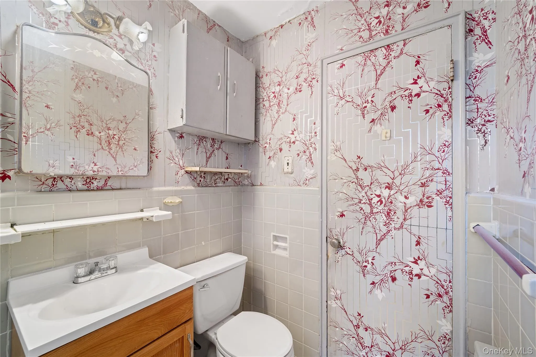227-23 Hillside Avenue, New York, NY, 2 Bedrooms Bedrooms, 5 Rooms Rooms,1 BathroomBathrooms,Residential,For Rent,Hillside,0,1019569 227-23 Hillside Avenue, New York, NY, 2 Bedrooms Bedrooms, 5 Rooms Rooms,1 BathroomBathrooms,Residential,For Rent,Hillside,0,1019569