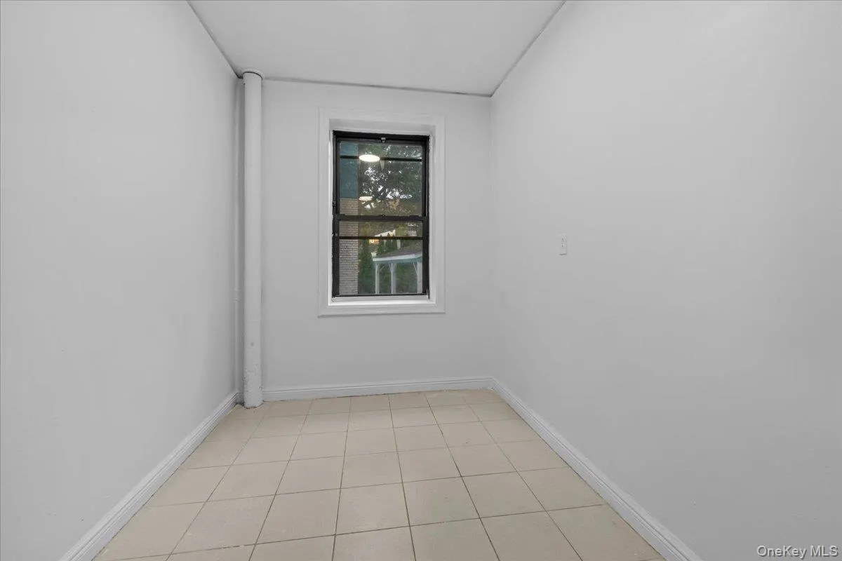 20 William Street, Mount Vernon, NY, 1 Bedroom Bedrooms, 4 Rooms Rooms,1 BathroomBathrooms,Residential,For Rent,William,0,1019570 20 William Street, Mount Vernon, NY, 1 Bedroom Bedrooms, 4 Rooms Rooms,1 BathroomBathrooms,Residential,For Rent,William,0,1019570
