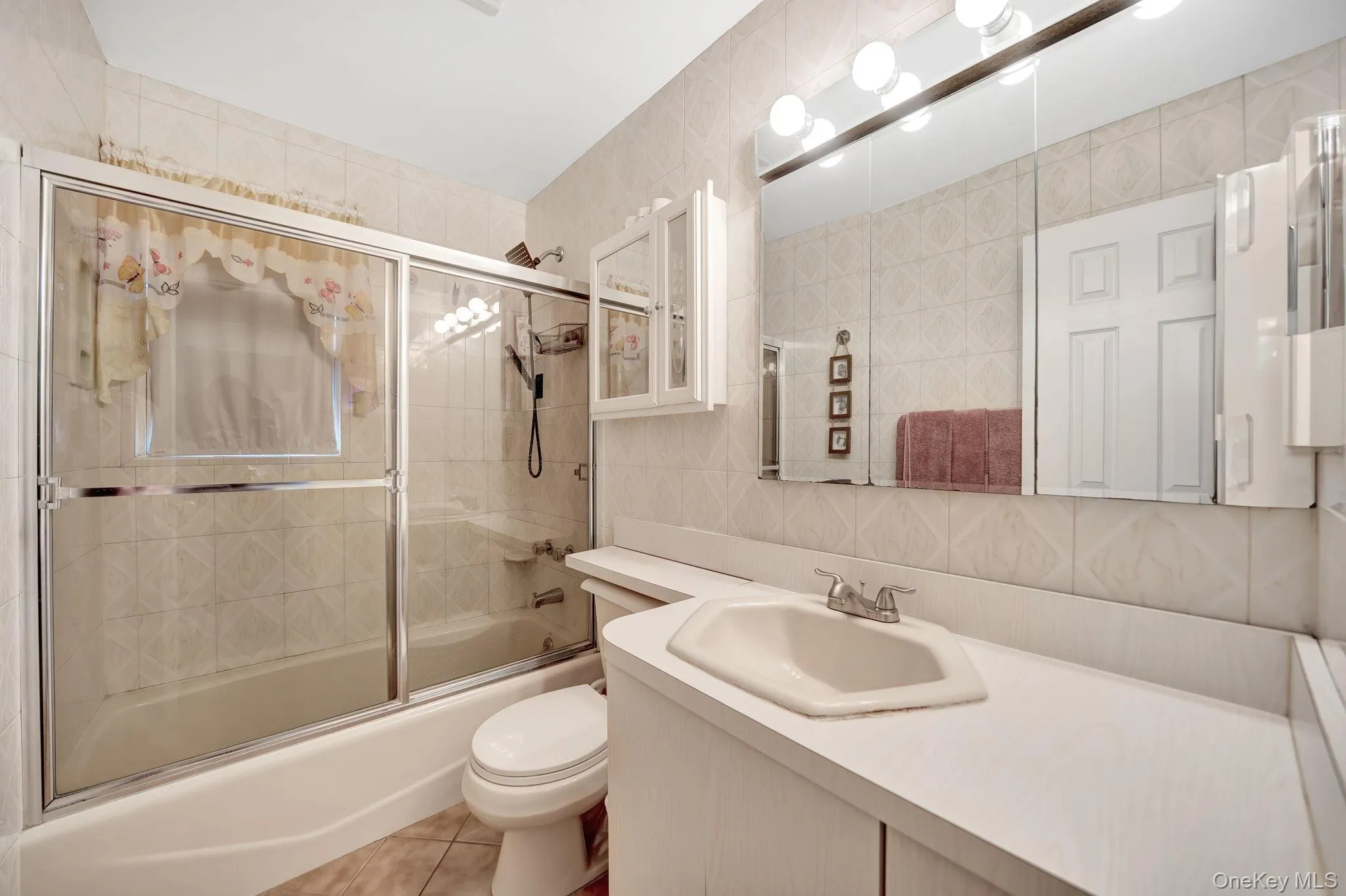 1582 Bellmore Road, Hempstead, NY, 4 Bedrooms Bedrooms, 8 Rooms Rooms,2 BathroomsBathrooms,Residential,For Rent,Bellmore,0,1019573 1582 Bellmore Road, Hempstead, NY, 4 Bedrooms Bedrooms, 8 Rooms Rooms,2 BathroomsBathrooms,Residential,For Rent,Bellmore,0,1019573