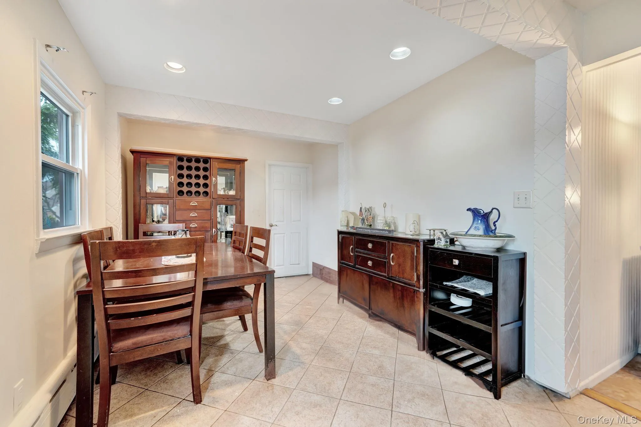 1582 Bellmore Road, Hempstead, NY, 4 Bedrooms Bedrooms, 8 Rooms Rooms,2 BathroomsBathrooms,Residential,For Rent,Bellmore,0,1019573 1582 Bellmore Road, Hempstead, NY, 4 Bedrooms Bedrooms, 8 Rooms Rooms,2 BathroomsBathrooms,Residential,For Rent,Bellmore,0,1019573