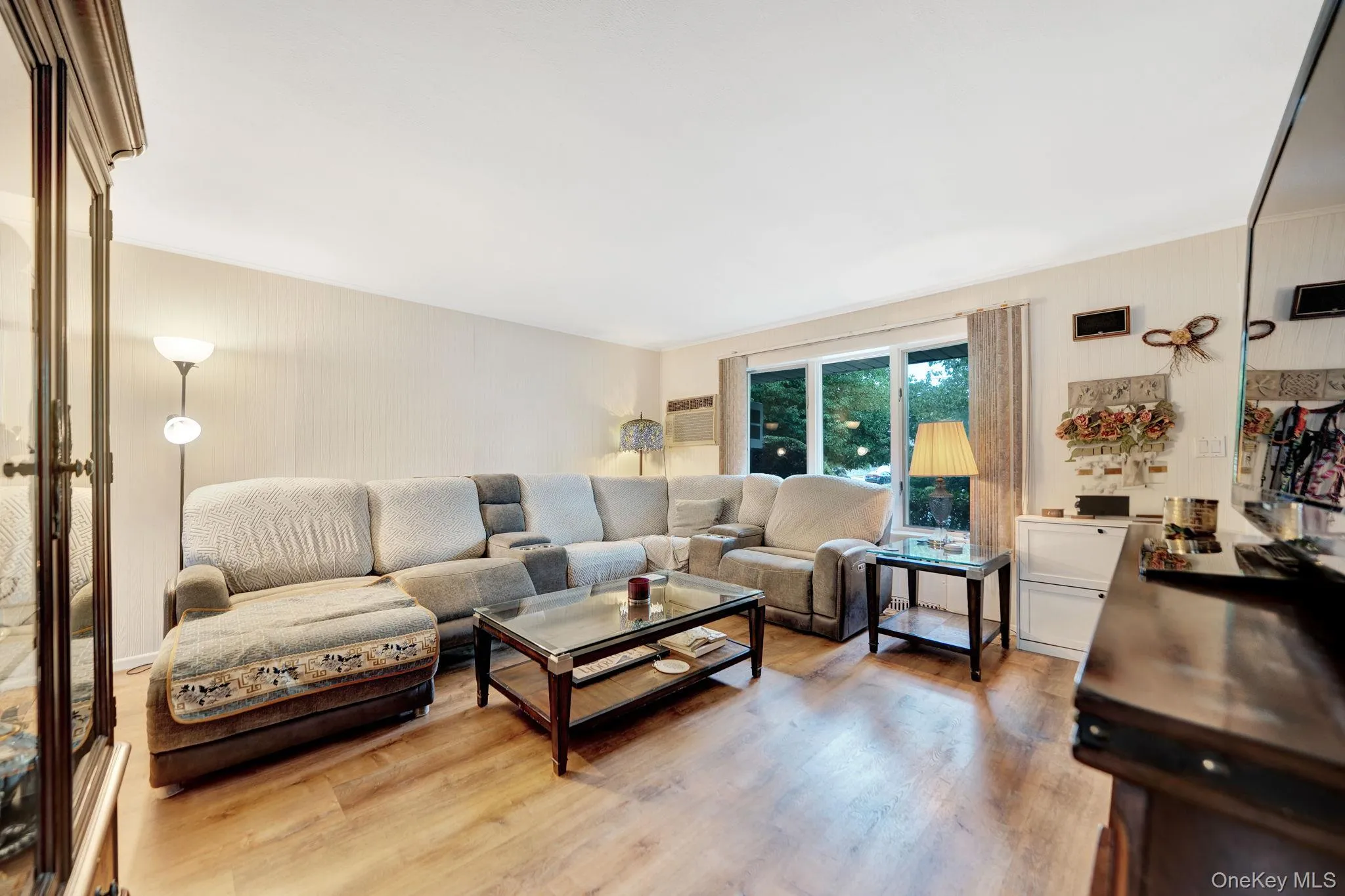 1582 Bellmore Road, Hempstead, NY, 4 Bedrooms Bedrooms, 8 Rooms Rooms,2 BathroomsBathrooms,Residential,For Rent,Bellmore,0,1019573 1582 Bellmore Road, Hempstead, NY, 4 Bedrooms Bedrooms, 8 Rooms Rooms,2 BathroomsBathrooms,Residential,For Rent,Bellmore,0,1019573