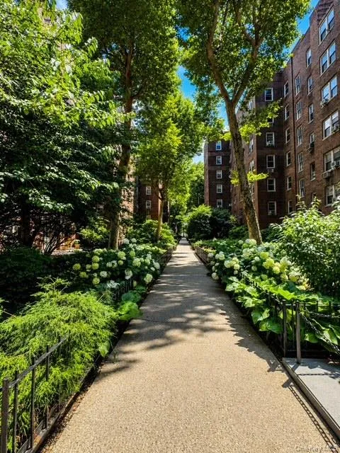 48-20 44th Street, New York, NY, 1 Bedroom Bedrooms, 3 Rooms Rooms,1 BathroomBathrooms,Residential,For Rent,44th,0,1019574 48-20 44th Street, New York, NY, 1 Bedroom Bedrooms, 3 Rooms Rooms,1 BathroomBathrooms,Residential,For Rent,44th,0,1019574
