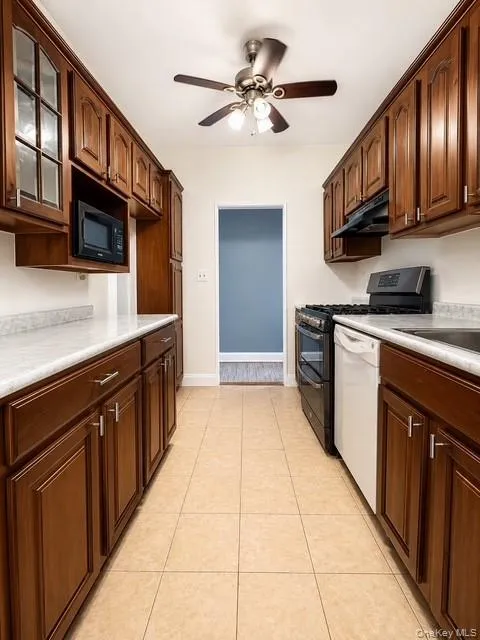 48-20 44th Street, New York, NY, 1 Bedroom Bedrooms, 3 Rooms Rooms,1 BathroomBathrooms,Residential,For Rent,44th,0,1019574 48-20 44th Street, New York, NY, 1 Bedroom Bedrooms, 3 Rooms Rooms,1 BathroomBathrooms,Residential,For Rent,44th,0,1019574