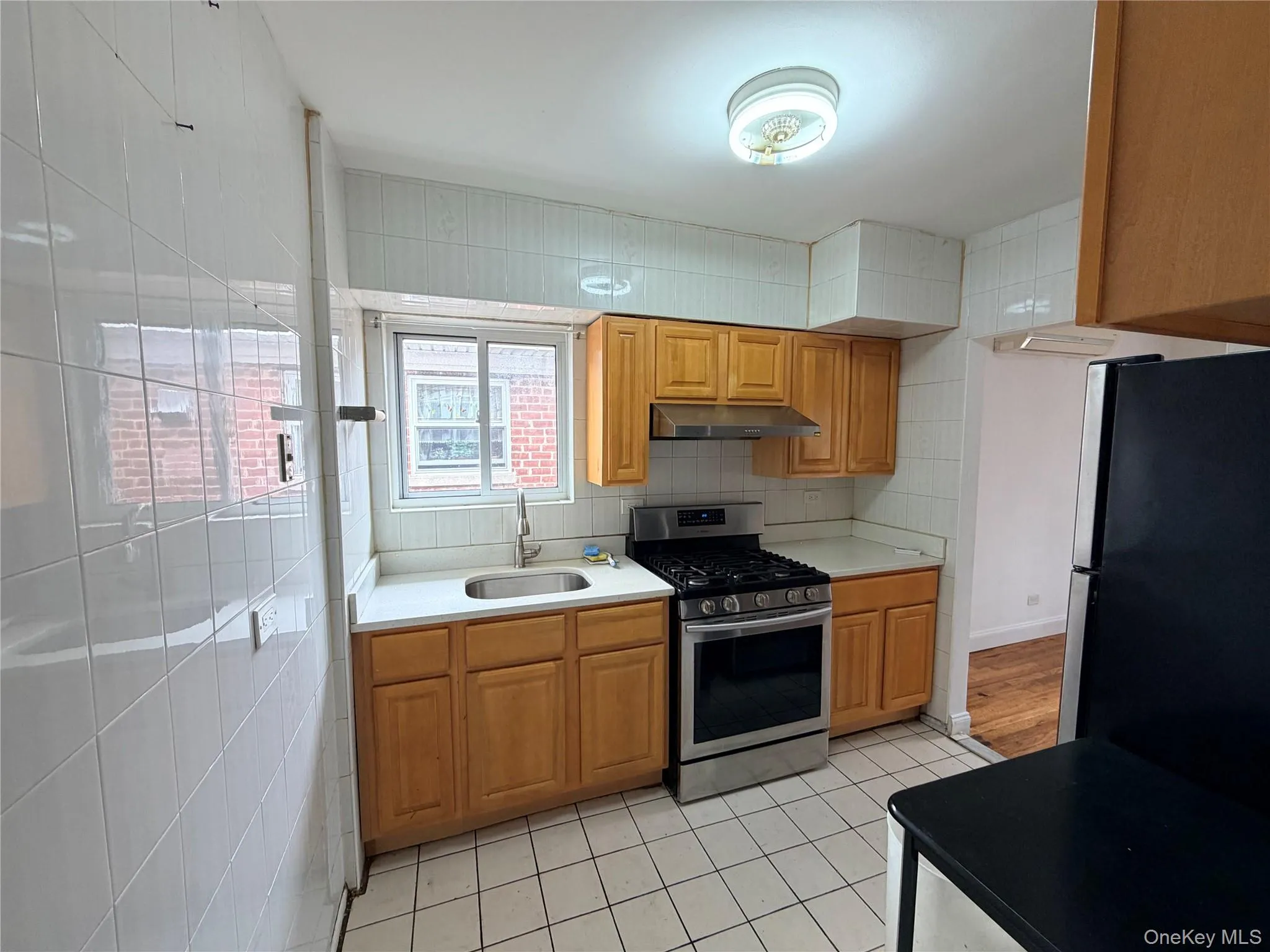 20208 46th Road, New York, NY, 3 Bedrooms Bedrooms, 5 Rooms Rooms,1 BathroomBathrooms,Residential Lease,For Rent,46th,0,1019579 20208 46th Road, New York, NY, 3 Bedrooms Bedrooms, 5 Rooms Rooms,1 BathroomBathrooms,Residential Lease,For Rent,46th,0,1019579