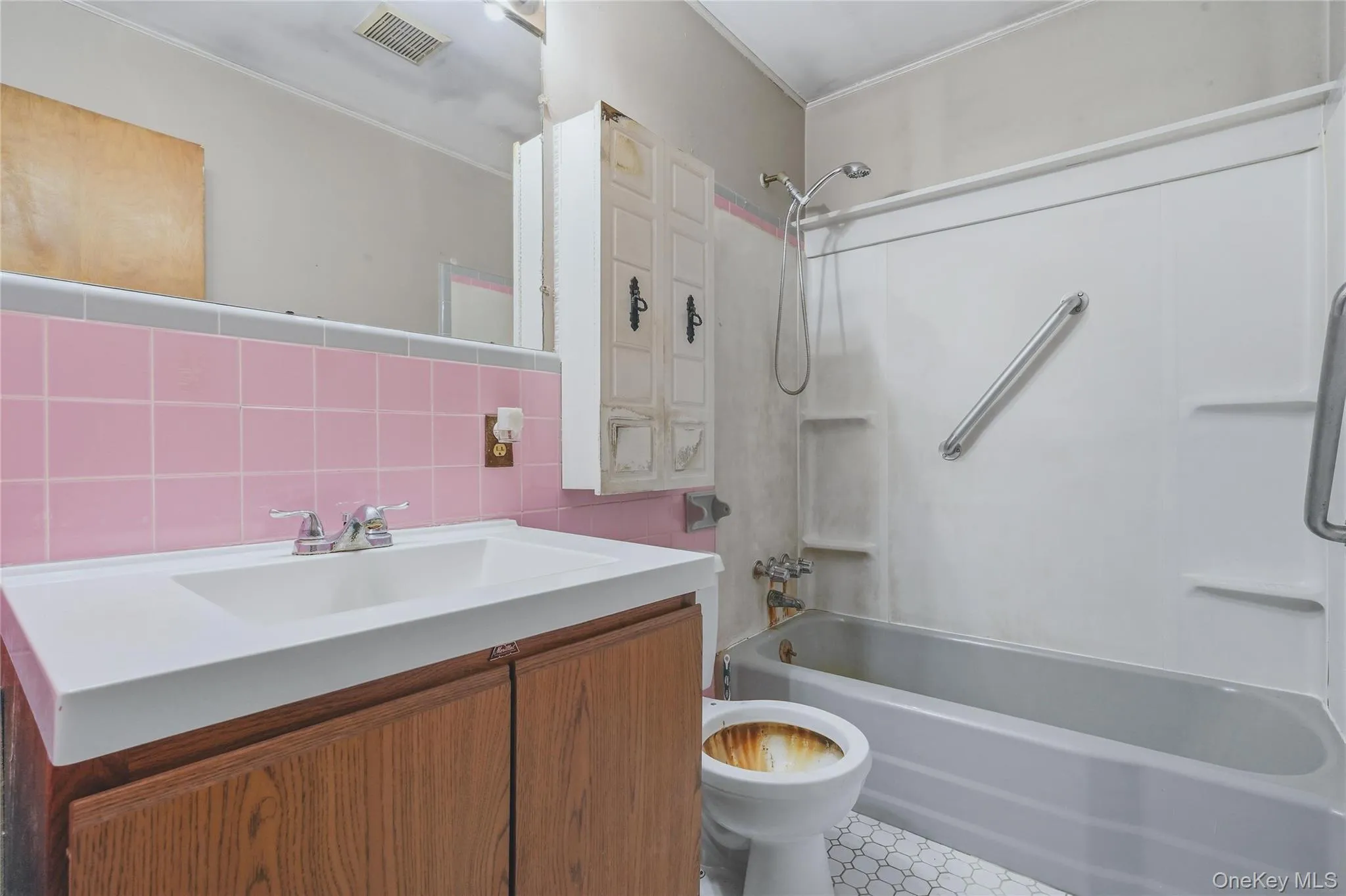Full Bath Full Bath