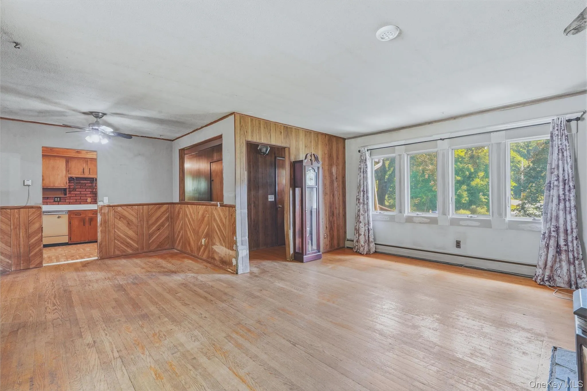 Hardwood floors Hardwood floors