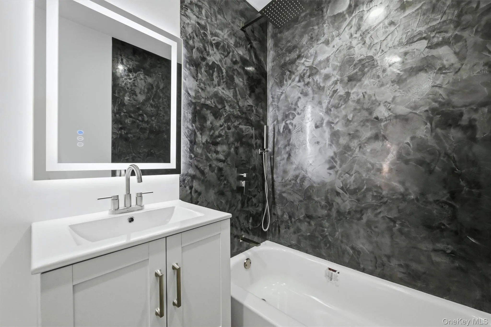 8 Green Road, New Windsor, NY, 5 Bedrooms Bedrooms, 12 Rooms Rooms,2 BathroomsBathrooms,Residential,For Rent,Green,0,1019581 8 Green Road, New Windsor, NY, 5 Bedrooms Bedrooms, 12 Rooms Rooms,2 BathroomsBathrooms,Residential,For Rent,Green,0,1019581