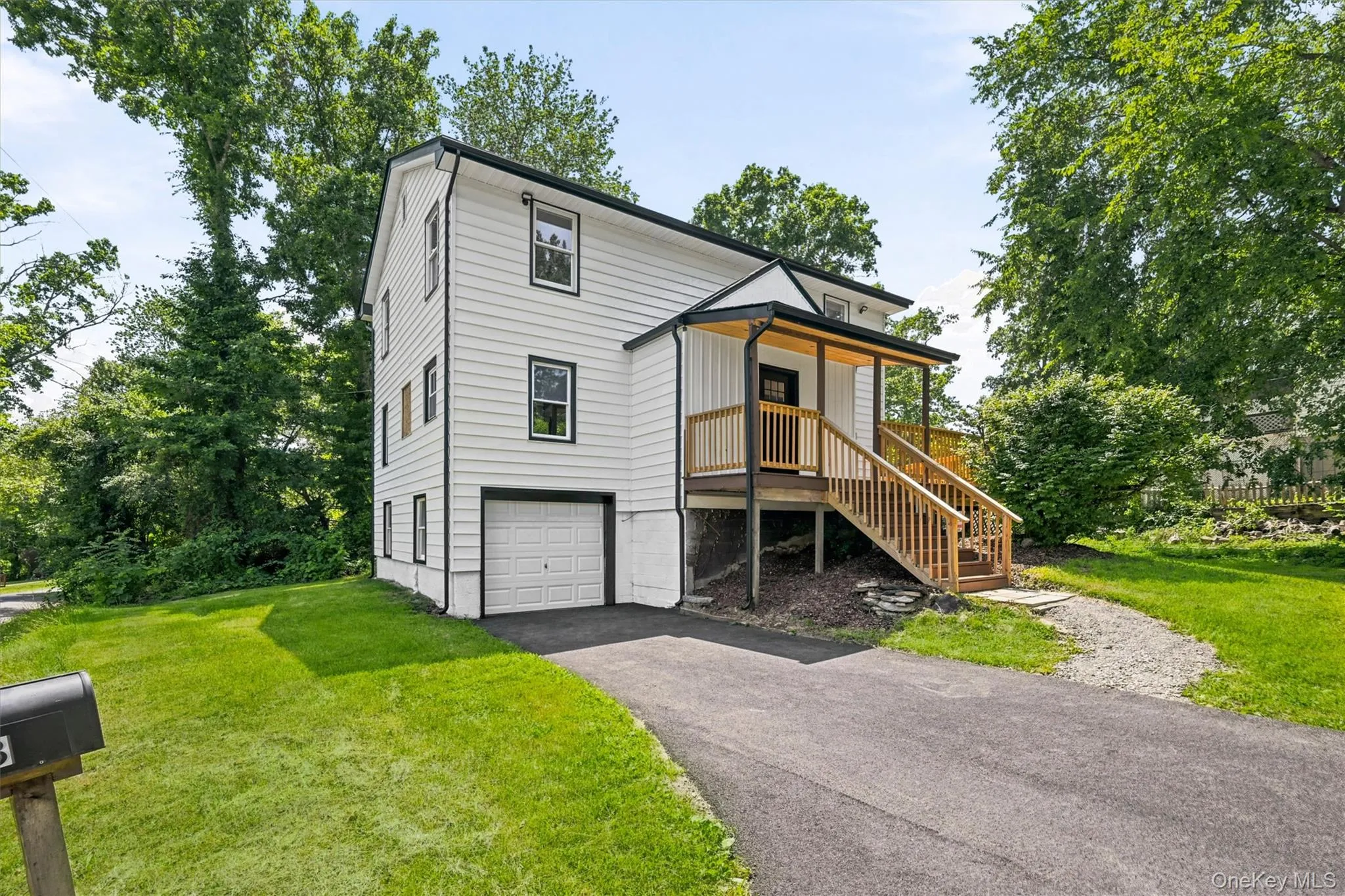 8 Green Road, New Windsor, NY, 5 Bedrooms Bedrooms, 12 Rooms Rooms,2 BathroomsBathrooms,Residential,For Rent,Green,0,1019581 8 Green Road, New Windsor, NY, 5 Bedrooms Bedrooms, 12 Rooms Rooms,2 BathroomsBathrooms,Residential,For Rent,Green,0,1019581
