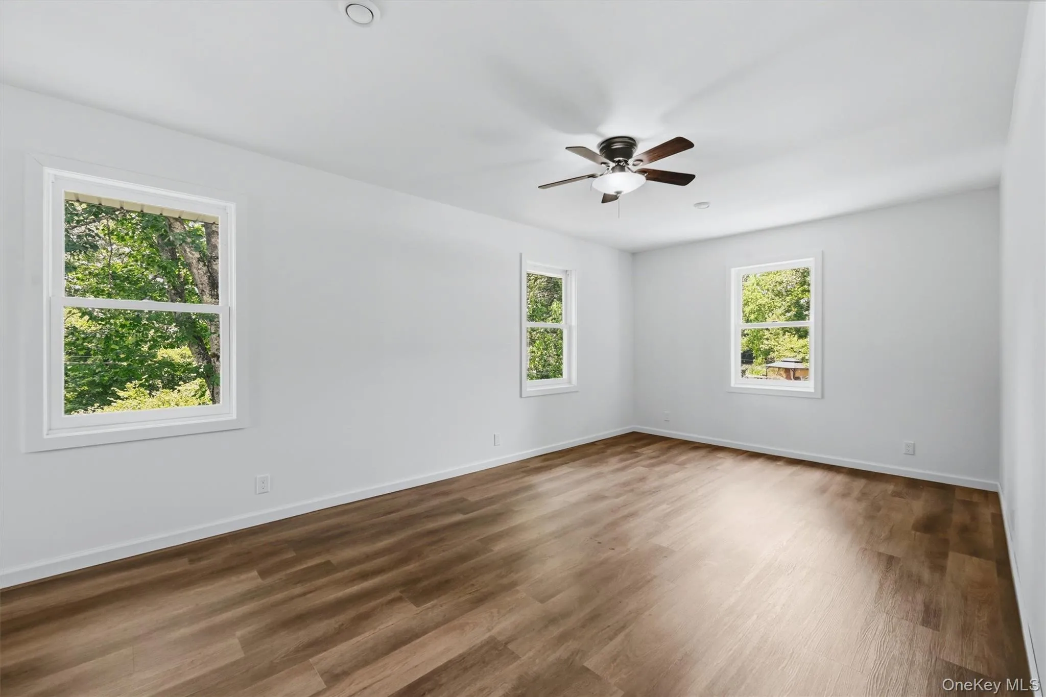 8 Green Road, New Windsor, NY, 5 Bedrooms Bedrooms, 12 Rooms Rooms,2 BathroomsBathrooms,Residential,For Rent,Green,0,1019581 8 Green Road, New Windsor, NY, 5 Bedrooms Bedrooms, 12 Rooms Rooms,2 BathroomsBathrooms,Residential,For Rent,Green,0,1019581