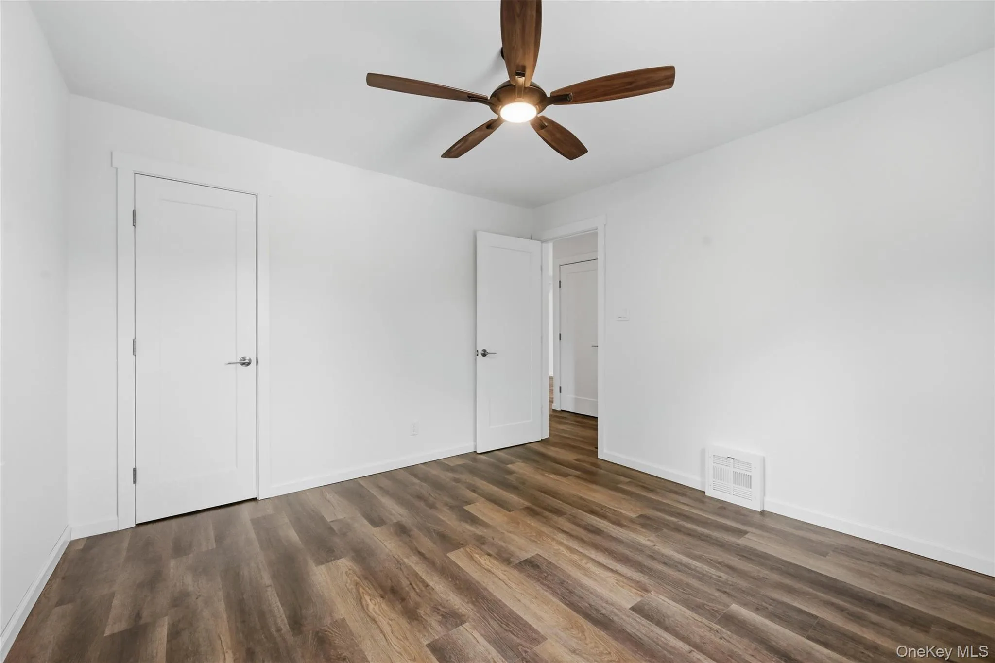 8 Green Road, New Windsor, NY, 5 Bedrooms Bedrooms, 12 Rooms Rooms,2 BathroomsBathrooms,Residential,For Rent,Green,0,1019581 8 Green Road, New Windsor, NY, 5 Bedrooms Bedrooms, 12 Rooms Rooms,2 BathroomsBathrooms,Residential,For Rent,Green,0,1019581