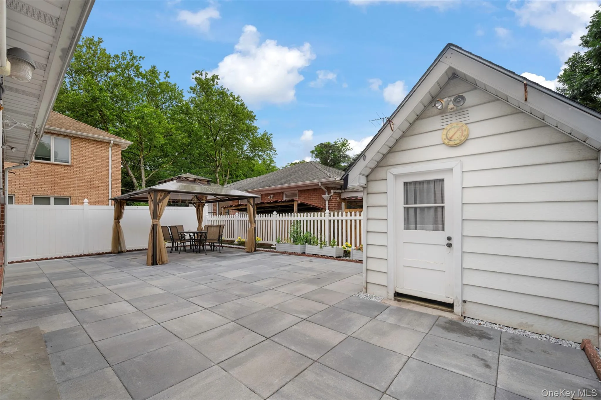 24420 73rd Avenue, New York, NY, 3 Bedrooms Bedrooms, 6 Rooms Rooms,3 BathroomsBathrooms,Residential,For Rent,73rd,0,1019582 24420 73rd Avenue, New York, NY, 3 Bedrooms Bedrooms, 6 Rooms Rooms,3 BathroomsBathrooms,Residential,For Rent,73rd,0,1019582