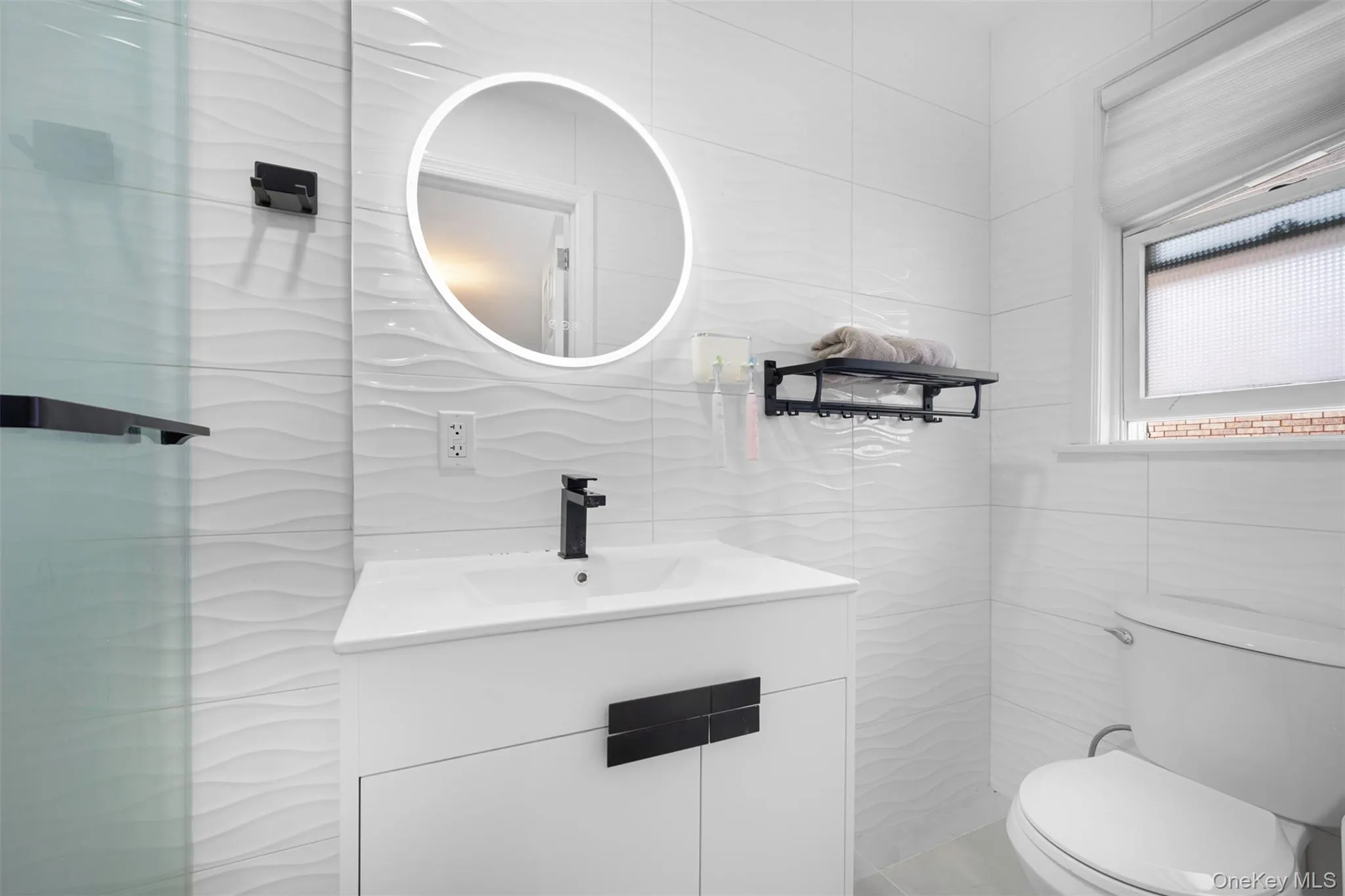 24420 73rd Avenue, New York, NY, 3 Bedrooms Bedrooms, 6 Rooms Rooms,3 BathroomsBathrooms,Residential,For Rent,73rd,0,1019582 24420 73rd Avenue, New York, NY, 3 Bedrooms Bedrooms, 6 Rooms Rooms,3 BathroomsBathrooms,Residential,For Rent,73rd,0,1019582