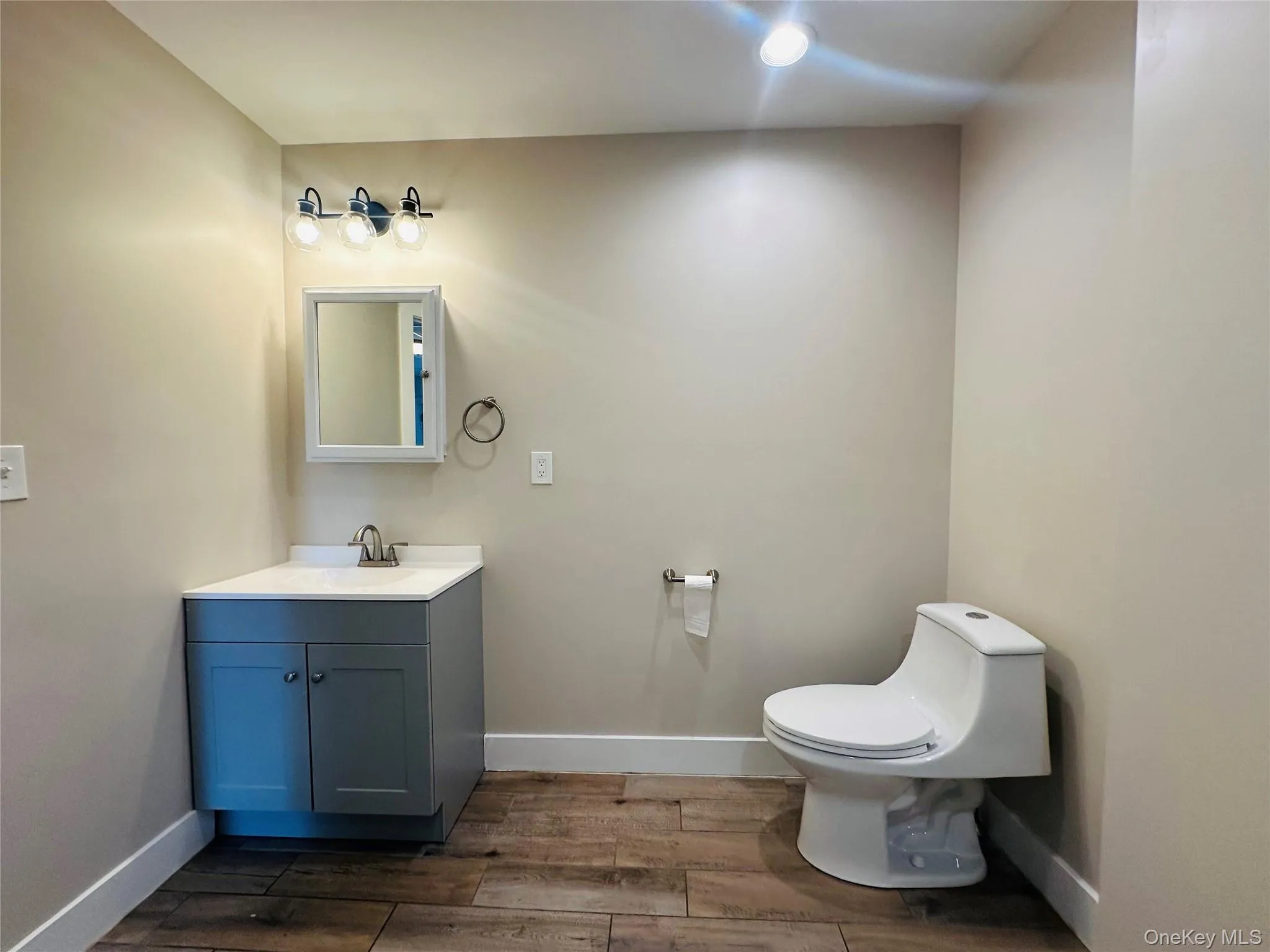 86.5 Garden Street, Poughkeepsie, NY, 1 Bedroom Bedrooms, 3 Rooms Rooms,1 BathroomBathrooms,Residential Lease,For Rent,Garden,0,1019583 86.5 Garden Street, Poughkeepsie, NY, 1 Bedroom Bedrooms, 3 Rooms Rooms,1 BathroomBathrooms,Residential Lease,For Rent,Garden,0,1019583