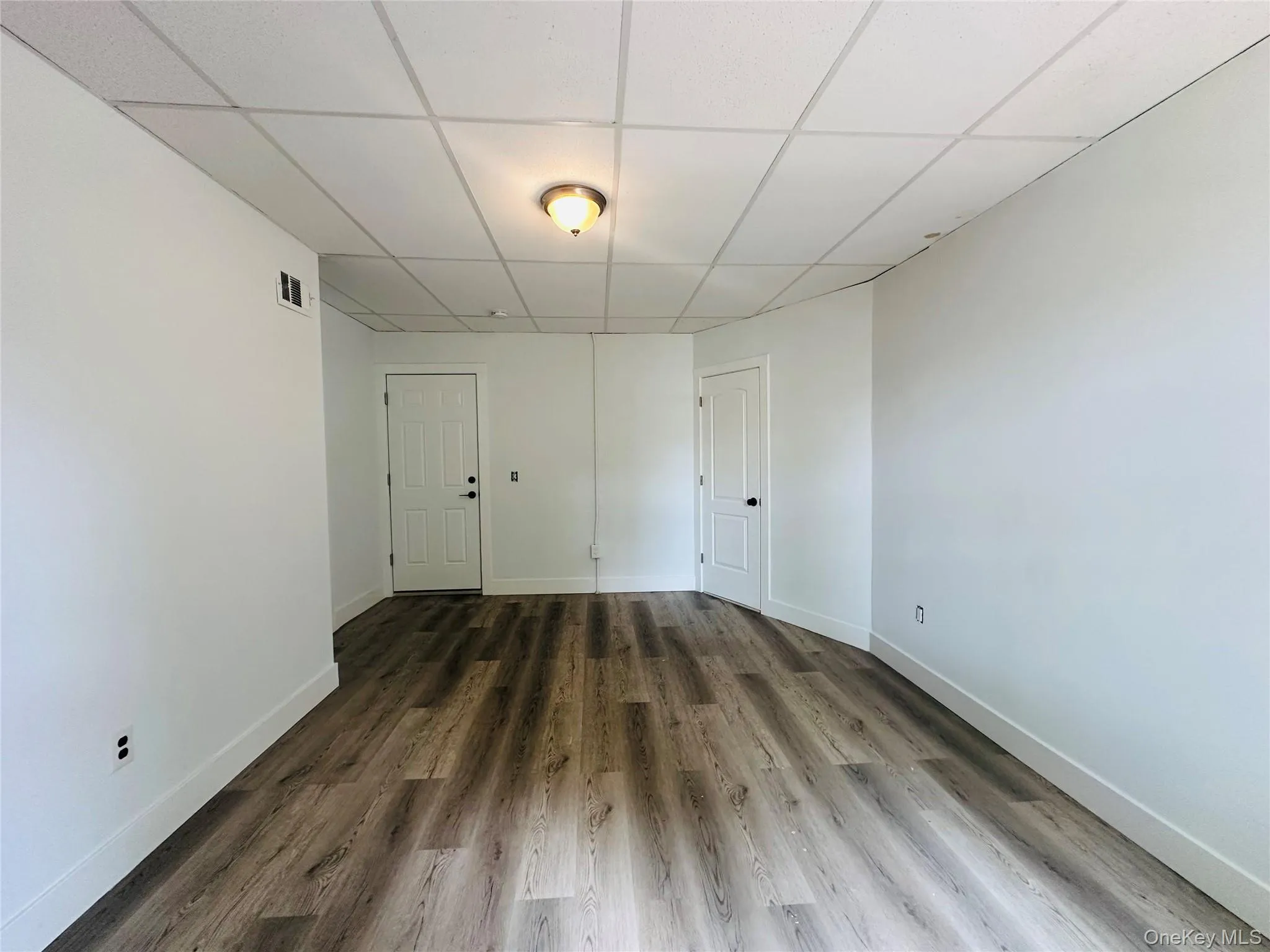 86.5 Garden Street, Poughkeepsie, NY, 1 Bedroom Bedrooms, 3 Rooms Rooms,1 BathroomBathrooms,Residential Lease,For Rent,Garden,0,1019583 86.5 Garden Street, Poughkeepsie, NY, 1 Bedroom Bedrooms, 3 Rooms Rooms,1 BathroomBathrooms,Residential Lease,For Rent,Garden,0,1019583