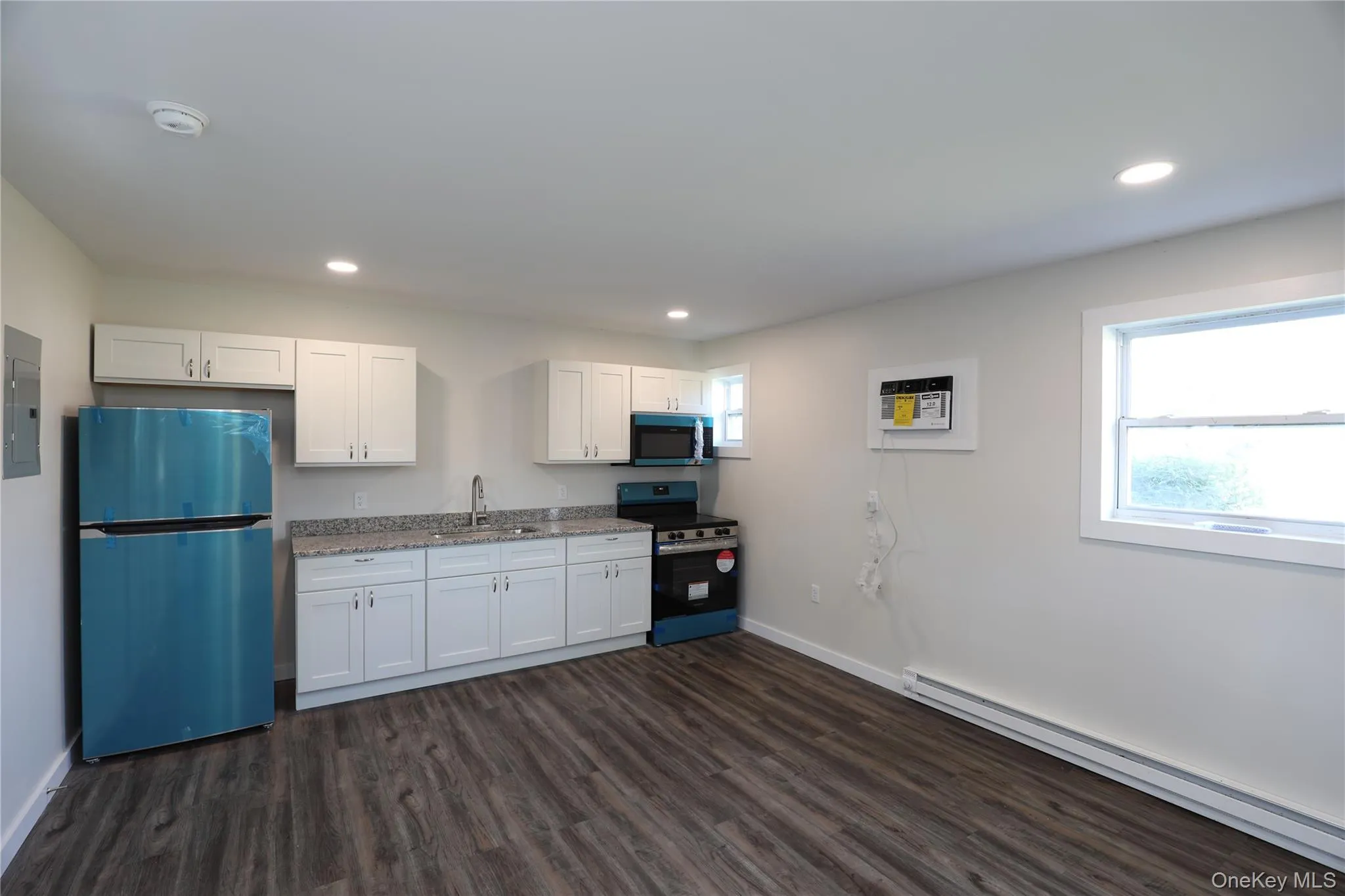 14311 Route 9W, New Baltimore, NY, 1 Bedroom Bedrooms, 2 Rooms Rooms,1 BathroomBathrooms,Residential Lease,For Rent,Route 9W,0,1019584 14311 Route 9W, New Baltimore, NY, 1 Bedroom Bedrooms, 2 Rooms Rooms,1 BathroomBathrooms,Residential Lease,For Rent,Route 9W,0,1019584