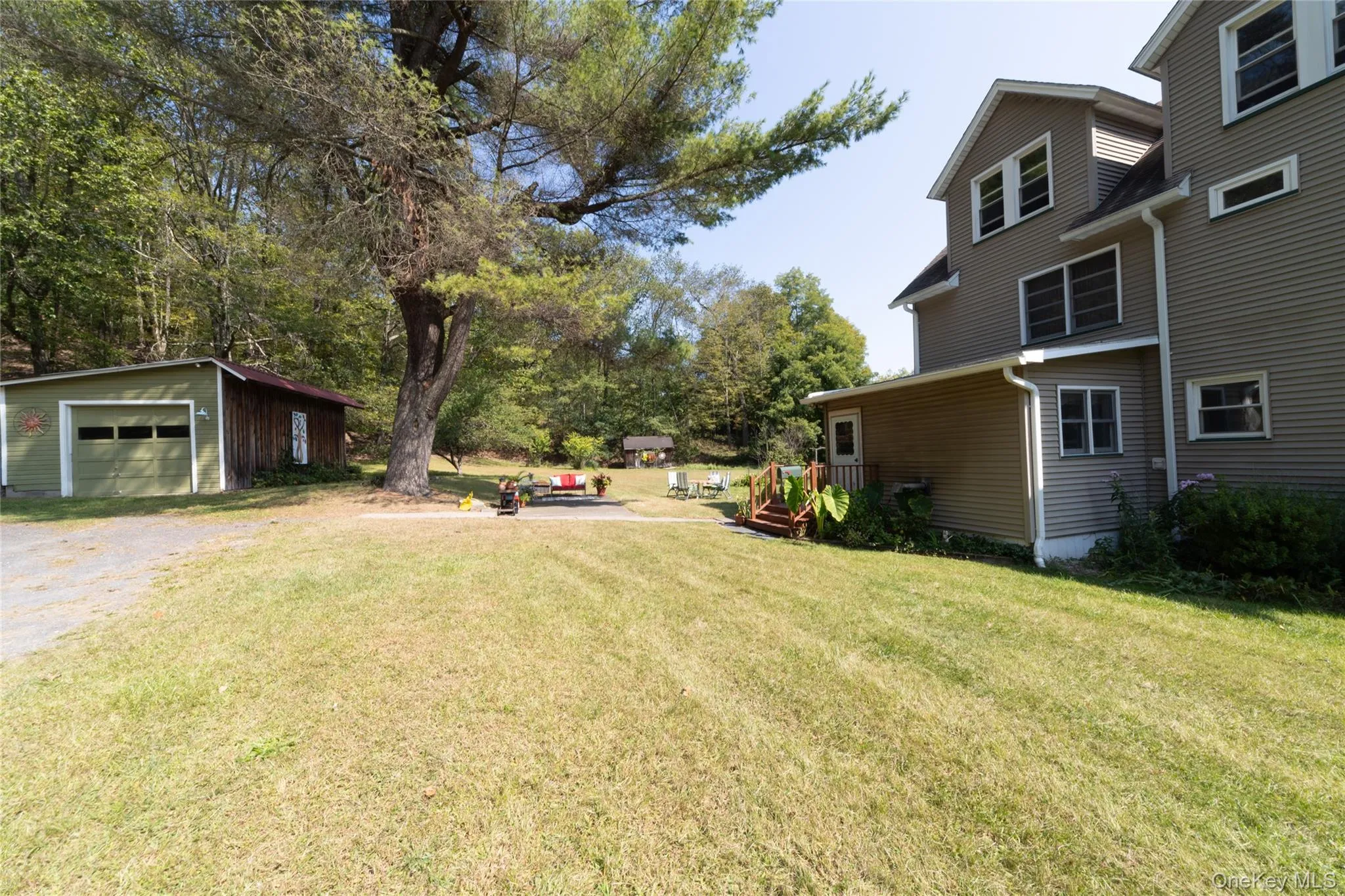 17 Spring Street, Wawarsing, NY, 4 Bedrooms Bedrooms, 10 Rooms Rooms,1 BathroomBathrooms,Residential,For Rent,Spring,0,1019585 17 Spring Street, Wawarsing, NY, 4 Bedrooms Bedrooms, 10 Rooms Rooms,1 BathroomBathrooms,Residential,For Rent,Spring,0,1019585