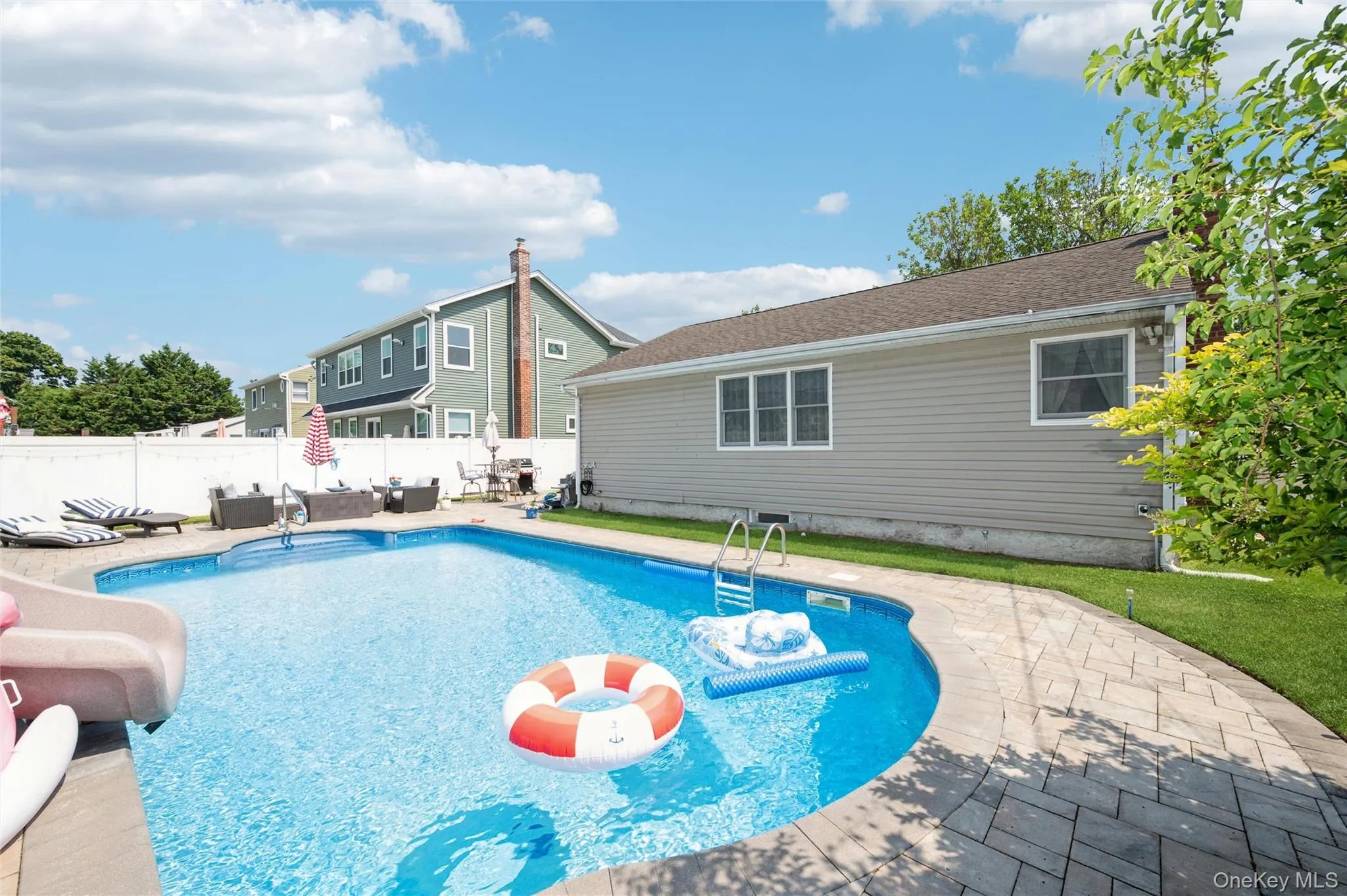 389 Briarwood Road, Oyster Bay, NY, 3 Bedrooms Bedrooms, 7 Rooms Rooms,2 BathroomsBathrooms,Residential,For Rent,Briarwood,0,1019588 389 Briarwood Road, Oyster Bay, NY, 3 Bedrooms Bedrooms, 7 Rooms Rooms,2 BathroomsBathrooms,Residential,For Rent,Briarwood,0,1019588