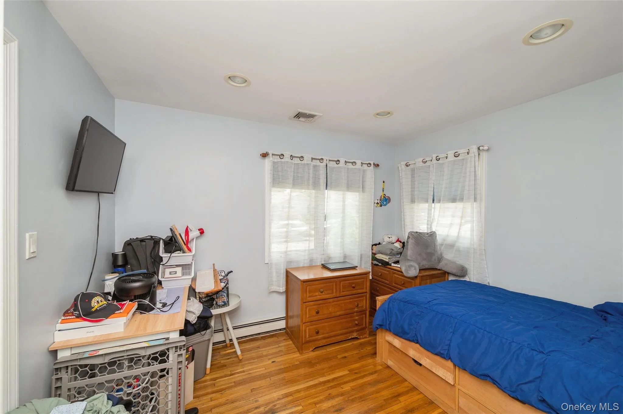 389 Briarwood Road, Oyster Bay, NY, 3 Bedrooms Bedrooms, 7 Rooms Rooms,2 BathroomsBathrooms,Residential,For Rent,Briarwood,0,1019588 389 Briarwood Road, Oyster Bay, NY, 3 Bedrooms Bedrooms, 7 Rooms Rooms,2 BathroomsBathrooms,Residential,For Rent,Briarwood,0,1019588