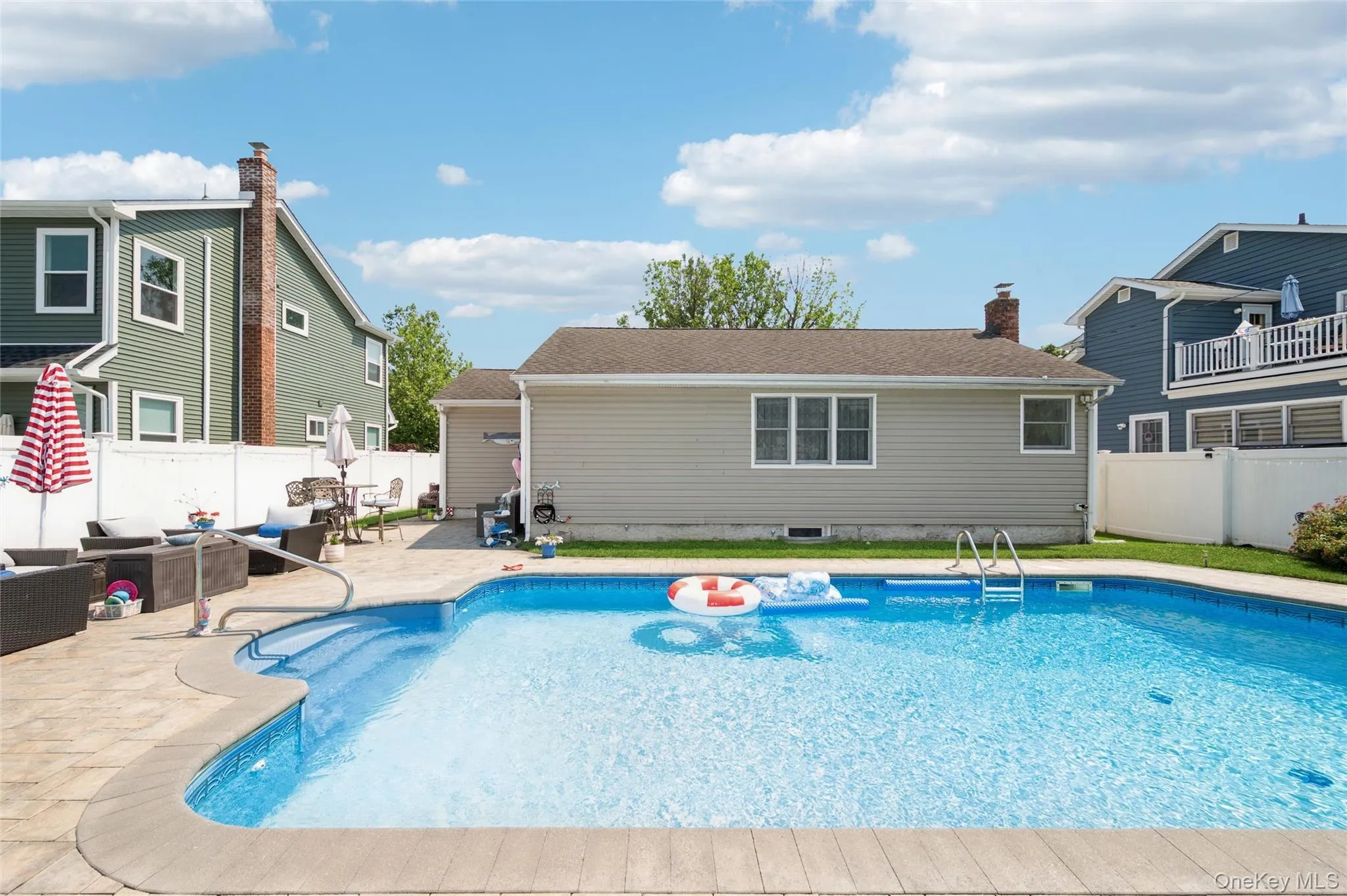 389 Briarwood Road, Oyster Bay, NY, 3 Bedrooms Bedrooms, 7 Rooms Rooms,2 BathroomsBathrooms,Residential,For Rent,Briarwood,0,1019588 389 Briarwood Road, Oyster Bay, NY, 3 Bedrooms Bedrooms, 7 Rooms Rooms,2 BathroomsBathrooms,Residential,For Rent,Briarwood,0,1019588