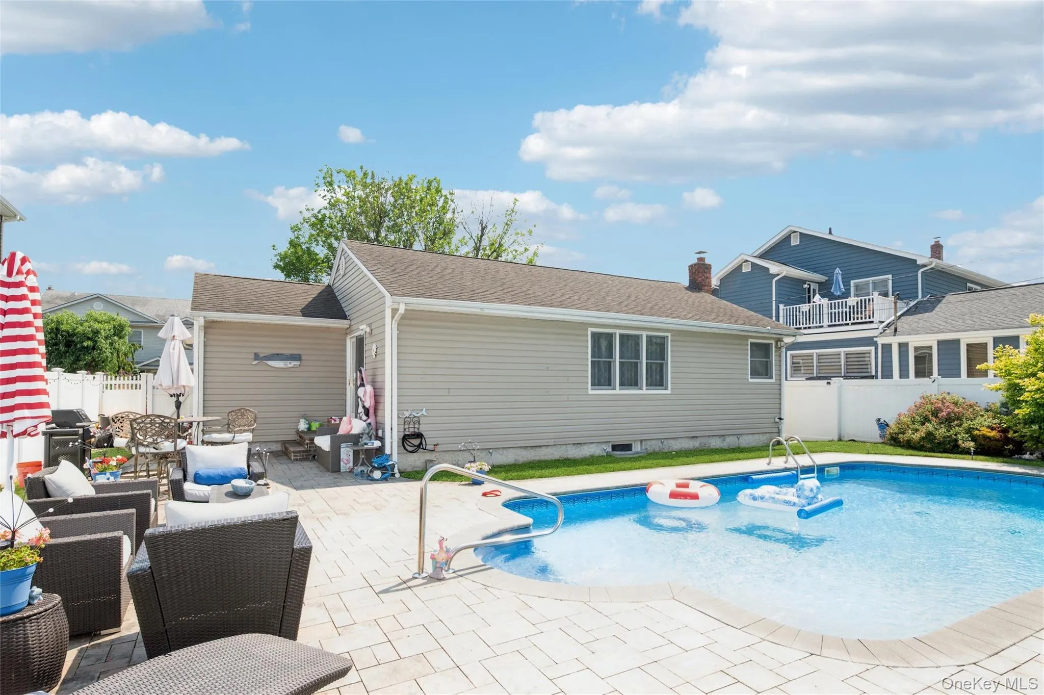 389 Briarwood Road, Oyster Bay, NY, 3 Bedrooms Bedrooms, 7 Rooms Rooms,2 BathroomsBathrooms,Residential,For Rent,Briarwood,0,1019588 389 Briarwood Road, Oyster Bay, NY, 3 Bedrooms Bedrooms, 7 Rooms Rooms,2 BathroomsBathrooms,Residential,For Rent,Briarwood,0,1019588