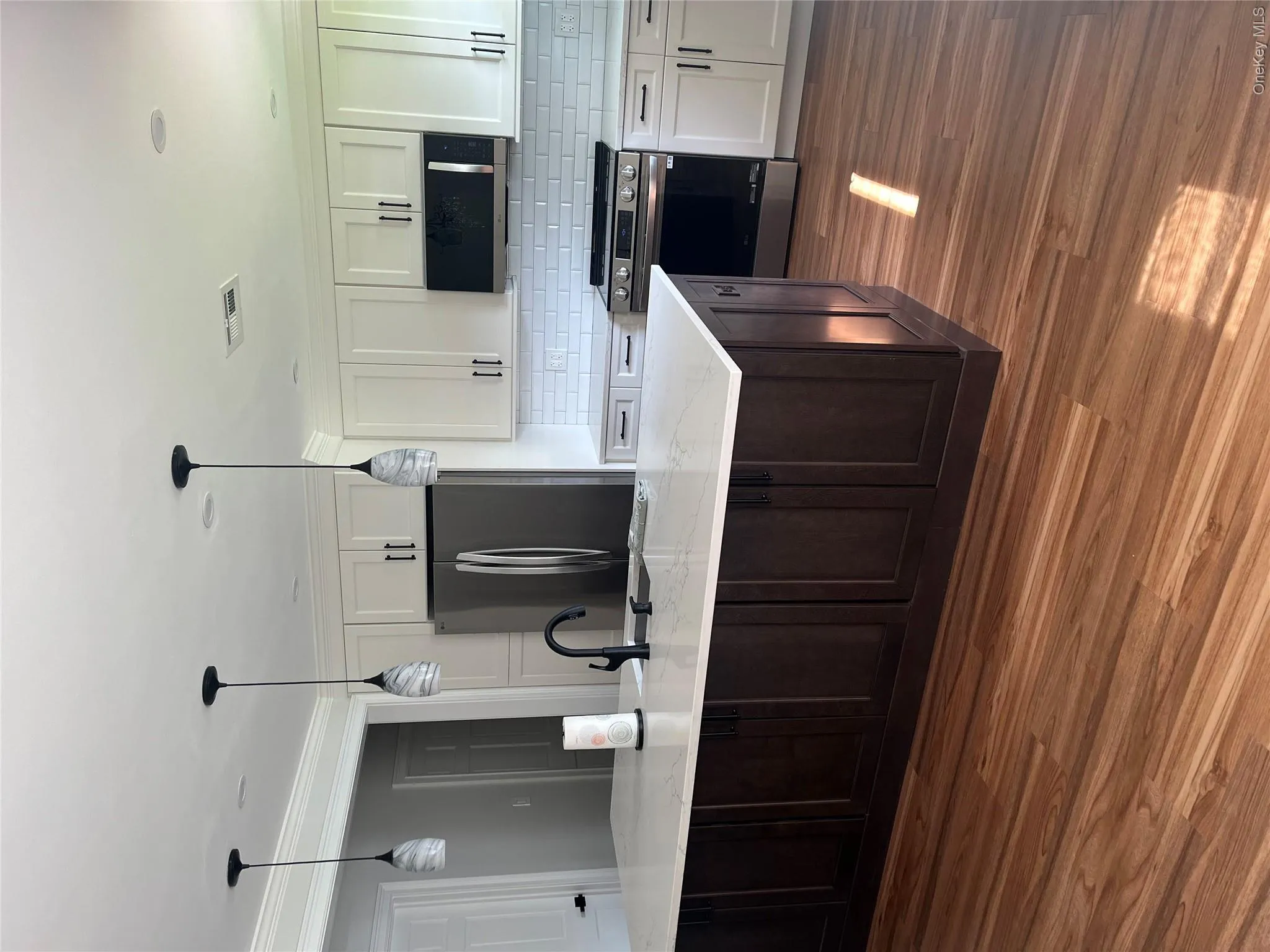 318 Woodbridge Drive, Brookhaven, NY, 2 Bedrooms Bedrooms, 5 Rooms Rooms,2 BathroomsBathrooms,Residential Lease,For Rent,Woodbridge,0,1019590 318 Woodbridge Drive, Brookhaven, NY, 2 Bedrooms Bedrooms, 5 Rooms Rooms,2 BathroomsBathrooms,Residential Lease,For Rent,Woodbridge,0,1019590