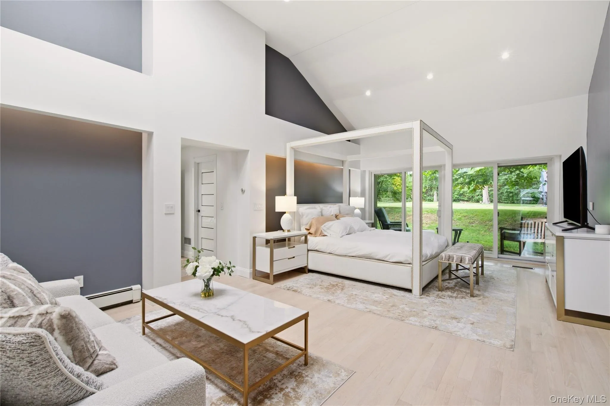 3 Engineers Road, North Hempstead, NY, 5 Bedrooms Bedrooms, 9 Rooms Rooms,3 BathroomsBathrooms,Residential,For Rent,Engineers,0,1019591 3 Engineers Road, North Hempstead, NY, 5 Bedrooms Bedrooms, 9 Rooms Rooms,3 BathroomsBathrooms,Residential,For Rent,Engineers,0,1019591