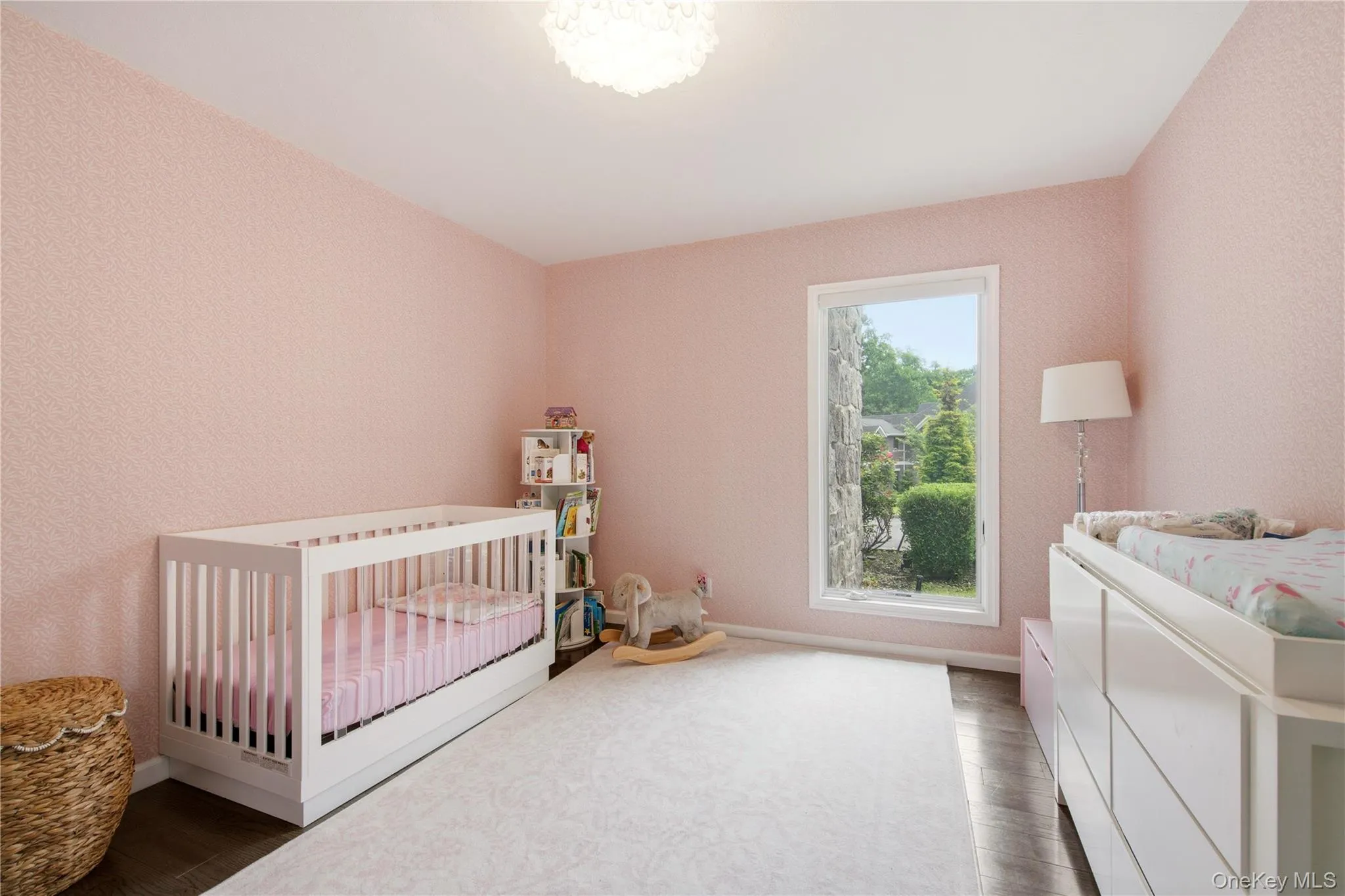 3 Engineers Road, North Hempstead, NY, 5 Bedrooms Bedrooms, 9 Rooms Rooms,3 BathroomsBathrooms,Residential,For Rent,Engineers,0,1019591 3 Engineers Road, North Hempstead, NY, 5 Bedrooms Bedrooms, 9 Rooms Rooms,3 BathroomsBathrooms,Residential,For Rent,Engineers,0,1019591