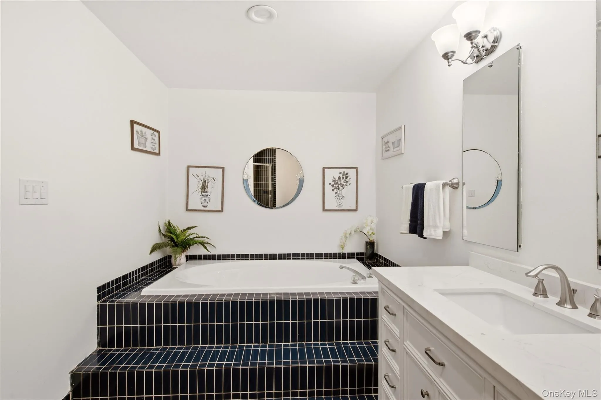 112 The Glen, Oyster Bay, NY, 3 Bedrooms Bedrooms, 7 Rooms Rooms,3 BathroomsBathrooms,Residential,For Rent,The Glen,0,1019592 112 The Glen, Oyster Bay, NY, 3 Bedrooms Bedrooms, 7 Rooms Rooms,3 BathroomsBathrooms,Residential,For Rent,The Glen,0,1019592