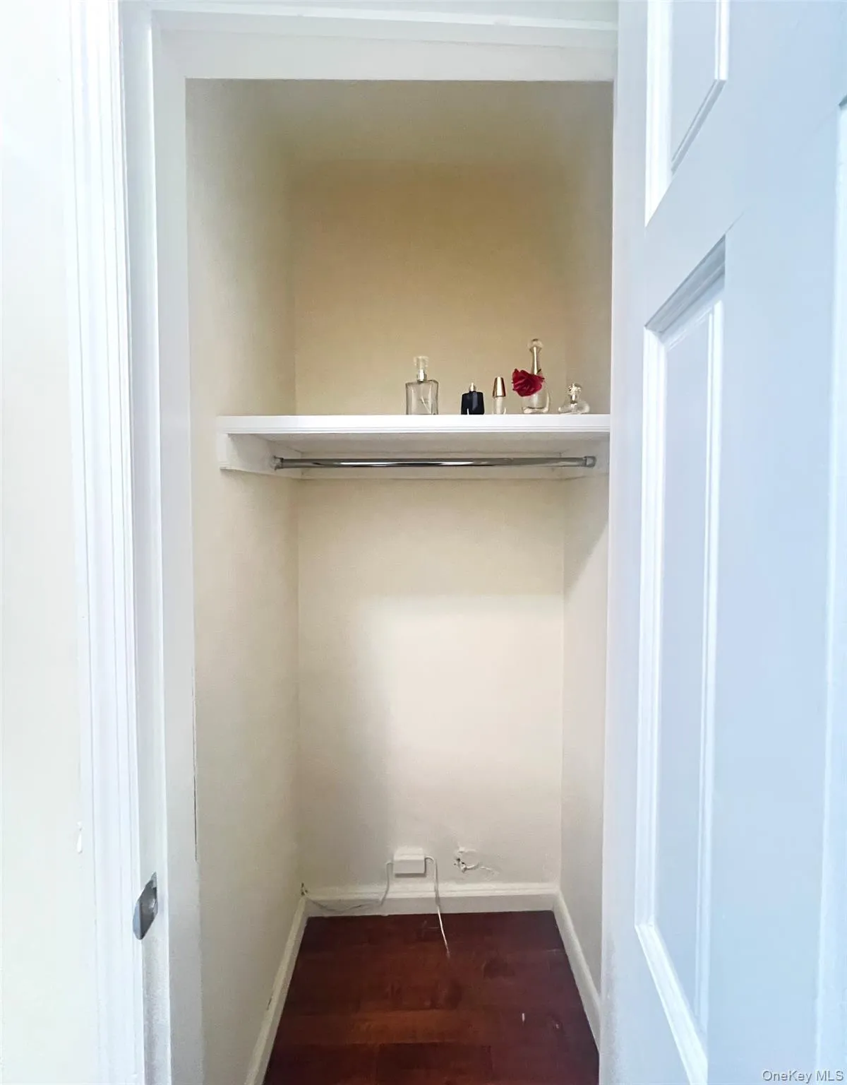 82-01 Britton Avenue, New York, NY, 1 Bedroom Bedrooms, 3 Rooms Rooms,1 BathroomBathrooms,Residential,For Rent,Britton,0,1019594 82-01 Britton Avenue, New York, NY, 1 Bedroom Bedrooms, 3 Rooms Rooms,1 BathroomBathrooms,Residential,For Rent,Britton,0,1019594