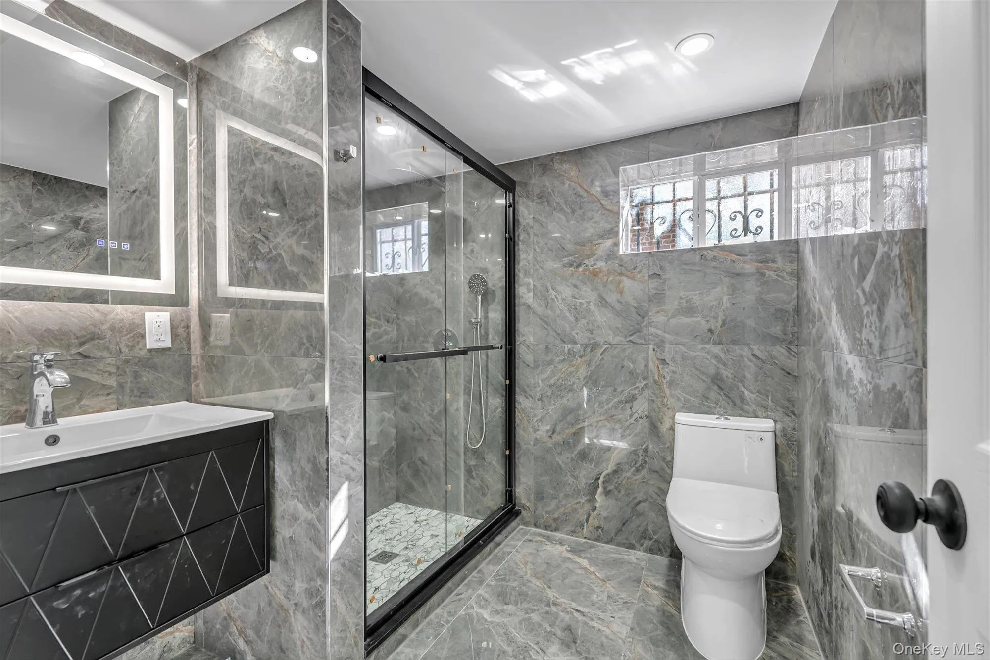 206-15 Richland Avenue, New York, NY, 5 Bedrooms Bedrooms, 11 Rooms Rooms,3 BathroomsBathrooms,Residential,For Rent,Richland,0,1019596 206-15 Richland Avenue, New York, NY, 5 Bedrooms Bedrooms, 11 Rooms Rooms,3 BathroomsBathrooms,Residential,For Rent,Richland,0,1019596
