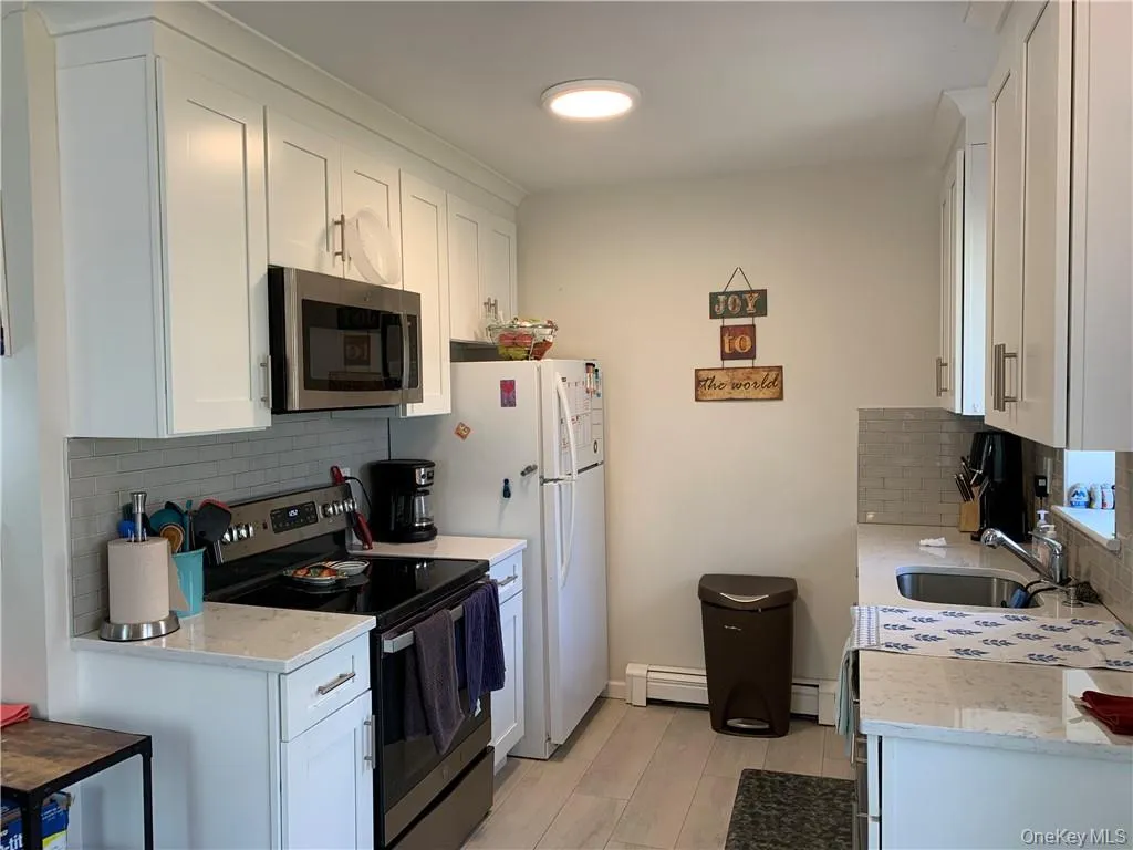 121 King Street, New Castle, NY, 1 Bedroom Bedrooms, 3 Rooms Rooms,1 BathroomBathrooms,Residential Lease,For Rent,King,0,1019598 121 King Street, New Castle, NY, 1 Bedroom Bedrooms, 3 Rooms Rooms,1 BathroomBathrooms,Residential Lease,For Rent,King,0,1019598