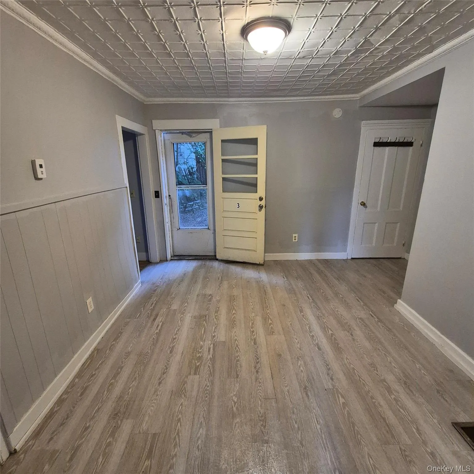 87 Pierpont Street, Kingston, NY, 2 Bedrooms Bedrooms, 5 Rooms Rooms,1 BathroomBathrooms,Residential Lease,For Rent,Pierpont,0,1019599 87 Pierpont Street, Kingston, NY, 2 Bedrooms Bedrooms, 5 Rooms Rooms,1 BathroomBathrooms,Residential Lease,For Rent,Pierpont,0,1019599