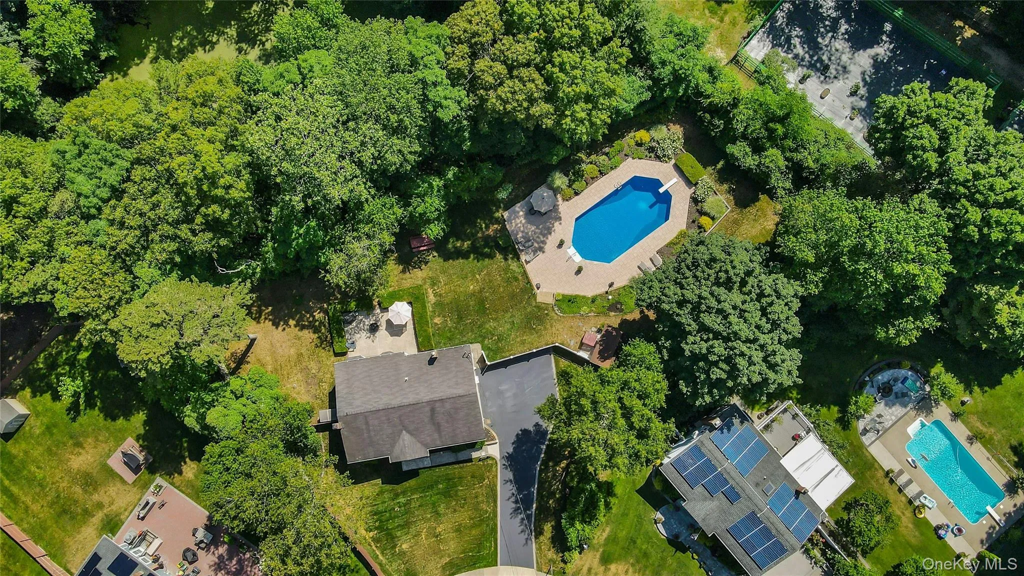4 Dale Court, Islip, NY, 4 Bedrooms Bedrooms, 9 Rooms Rooms,2 BathroomsBathrooms,Residential,For Rent,Dale,0,1019600 4 Dale Court, Islip, NY, 4 Bedrooms Bedrooms, 9 Rooms Rooms,2 BathroomsBathrooms,Residential,For Rent,Dale,0,1019600