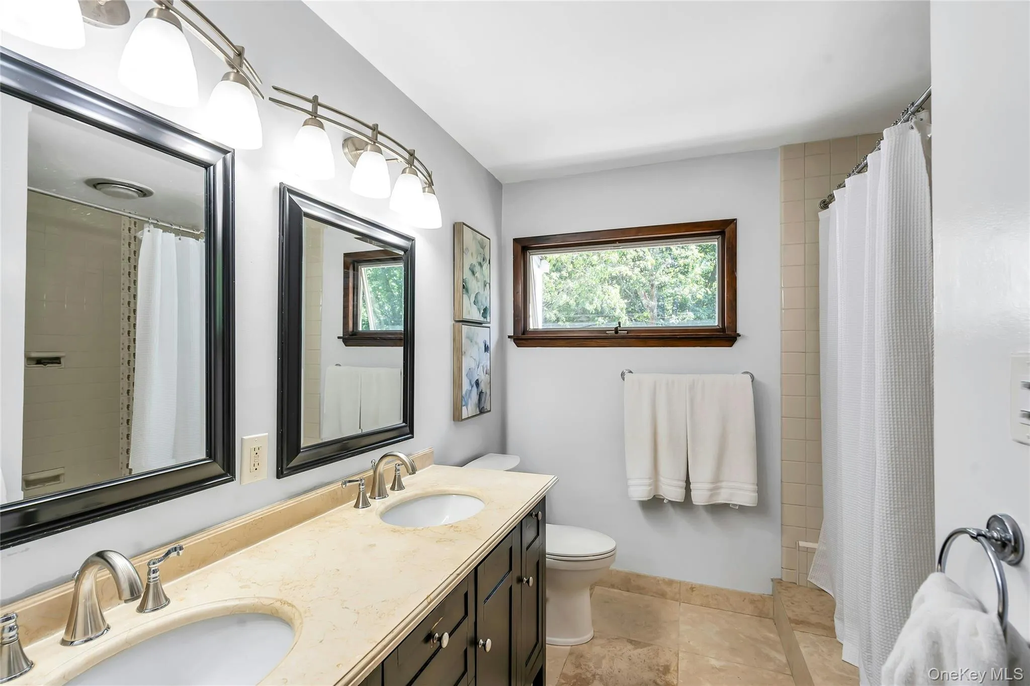 4 Dale Court, Islip, NY, 4 Bedrooms Bedrooms, 9 Rooms Rooms,2 BathroomsBathrooms,Residential,For Rent,Dale,0,1019600 4 Dale Court, Islip, NY, 4 Bedrooms Bedrooms, 9 Rooms Rooms,2 BathroomsBathrooms,Residential,For Rent,Dale,0,1019600
